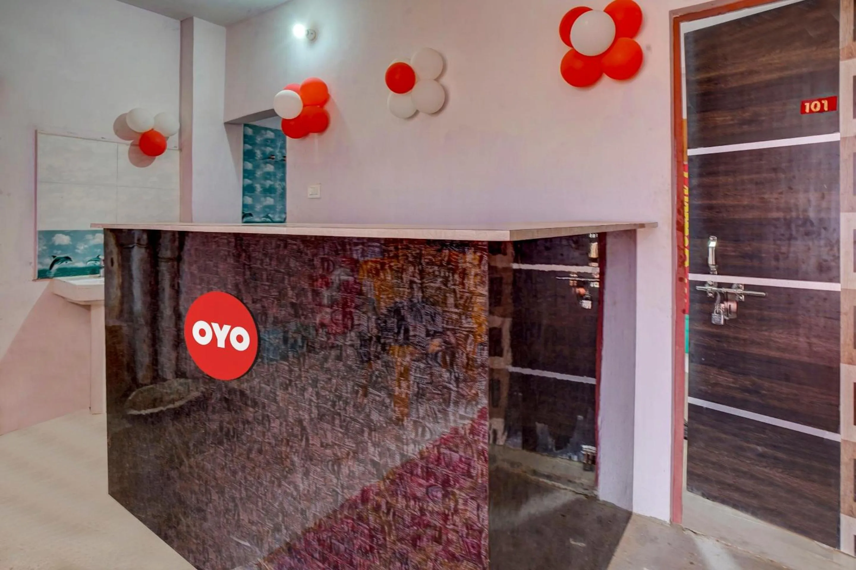 Lobby or reception in Hotel O by OYO Shravi