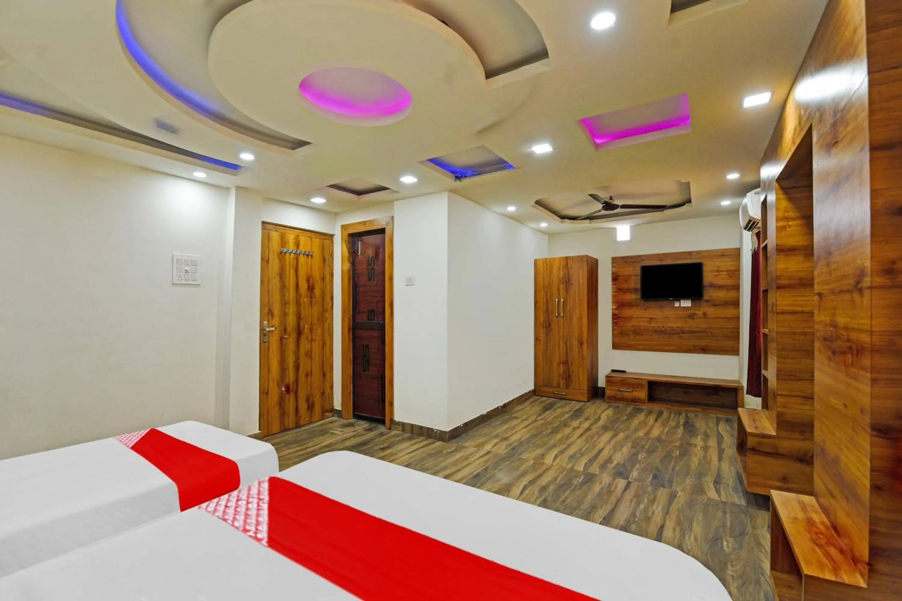Bedroom, Bed in Super Hotel O OXY SHIVANI RESIDENCY