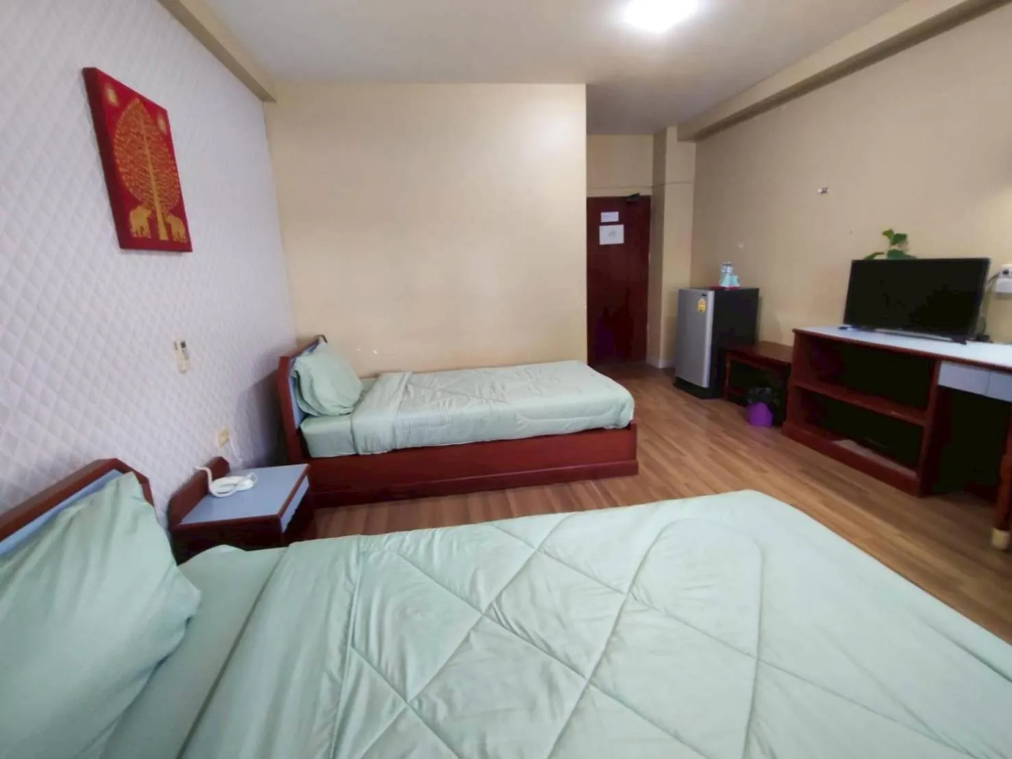 Bed in Metro Residence