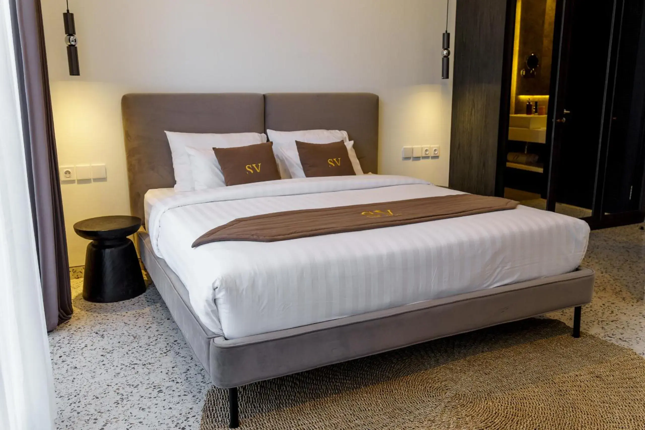 Bed in Sunny Village Batu Bolong Bed in Sunny Village Batu Bolong