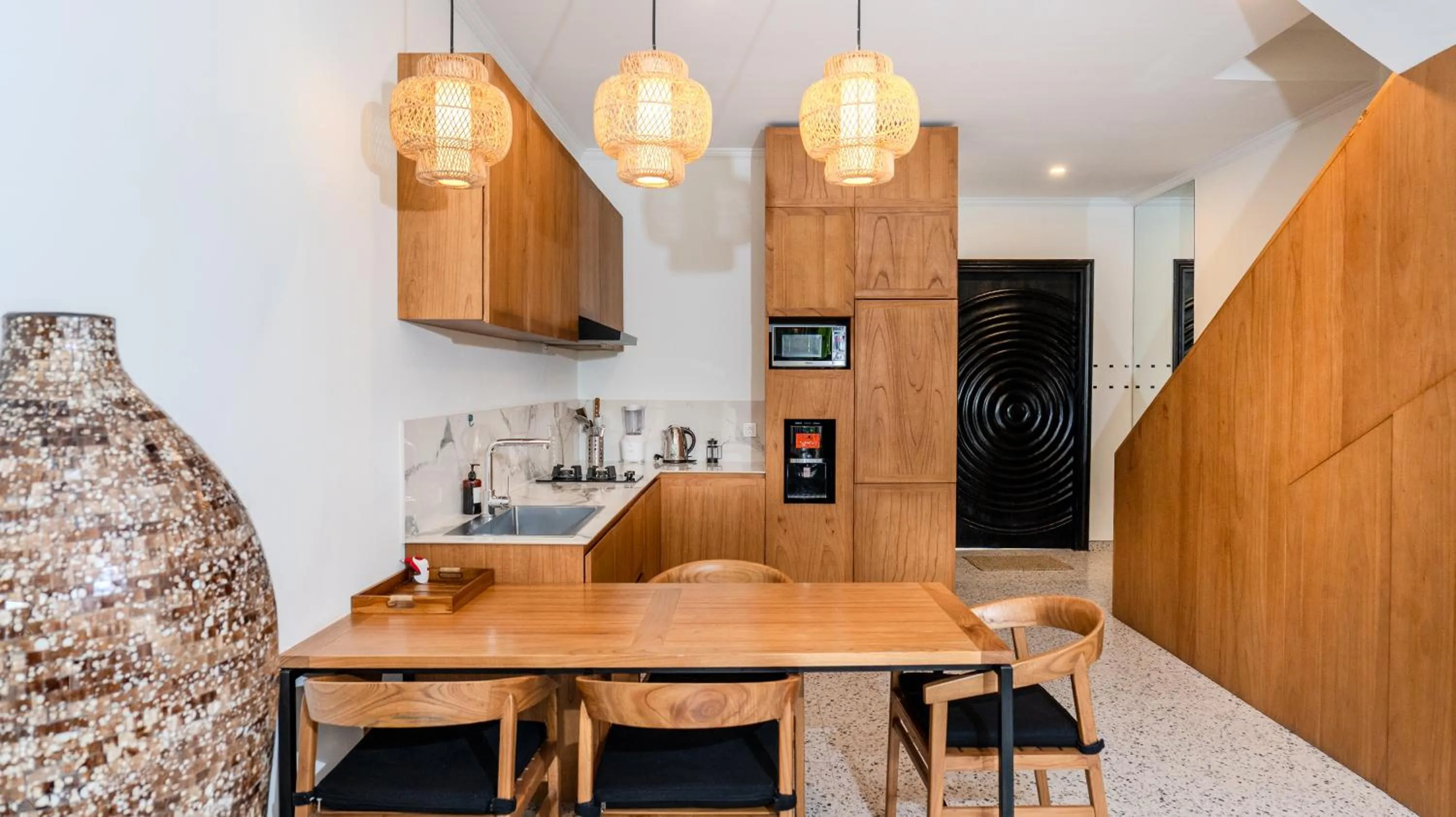 Kitchen or kitchenette in Sunny Village Batu Bolong