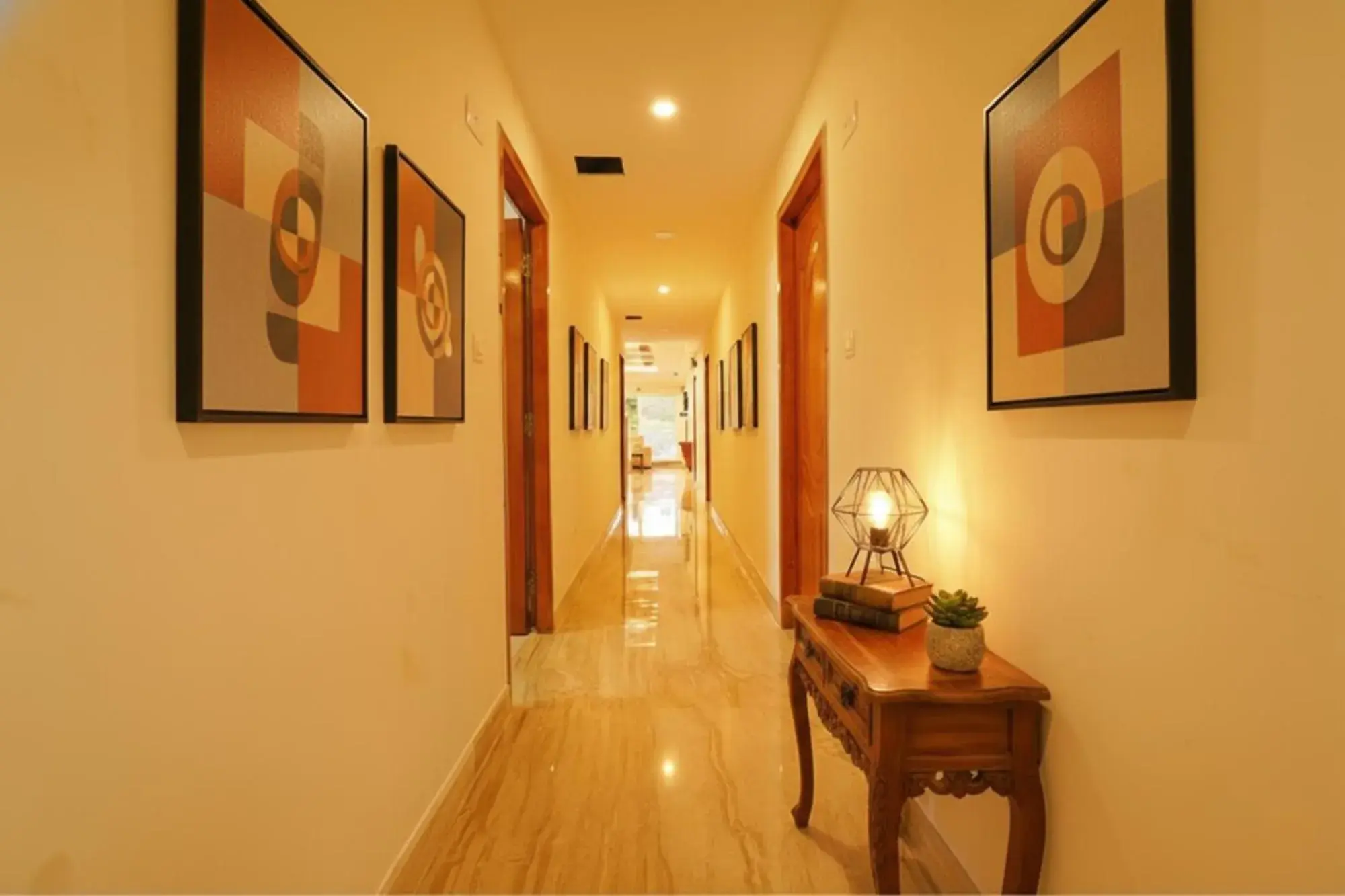 Lobby or reception in FabHotel Shakthi Suites - Nr Jayadeva Hospital Lobby or reception in FabHotel Shakthi Suites - Nr Jayadeva Hospital