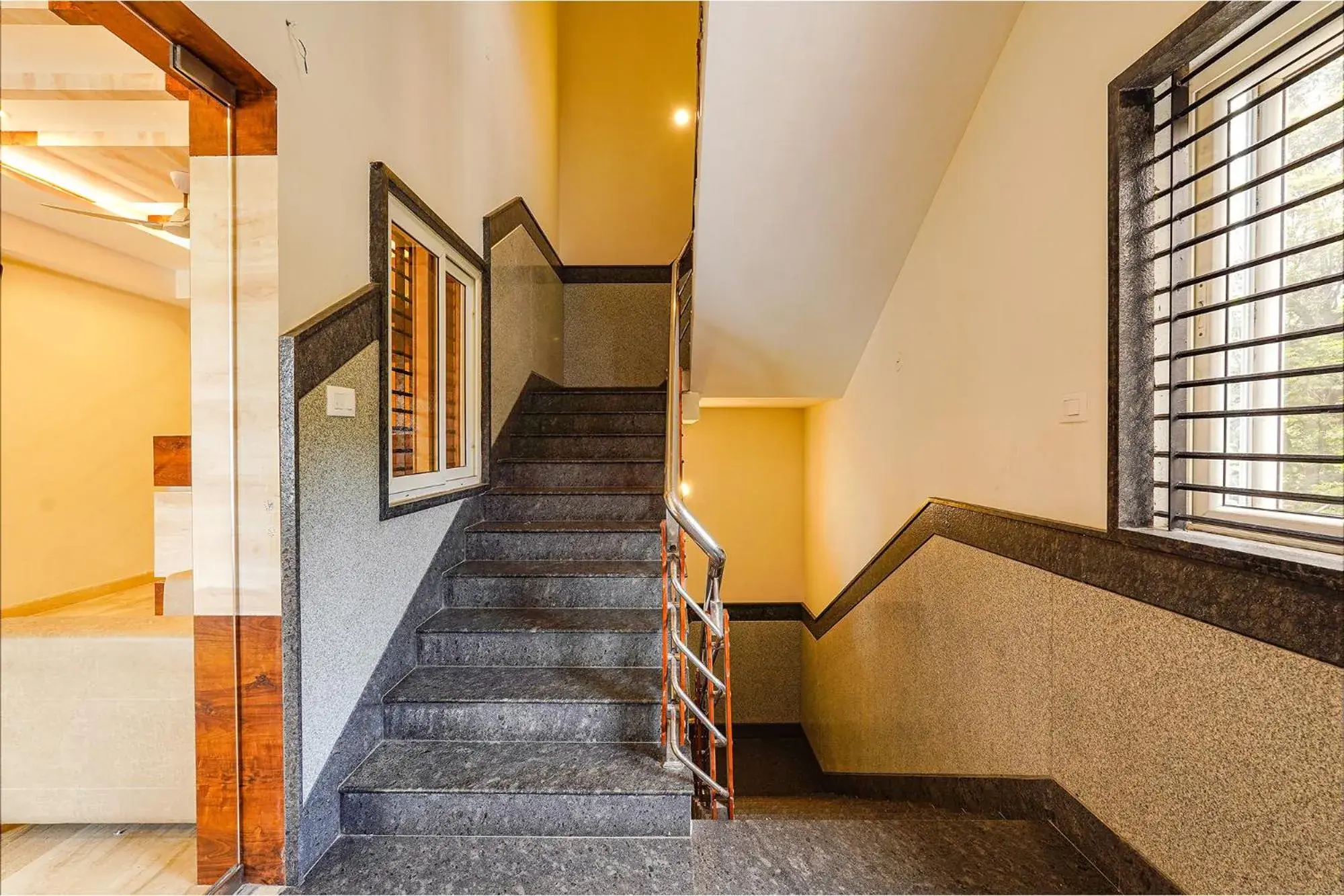 Lobby or reception in FabHotel Shakthi Suites - Nr Jayadeva Hospital Lobby or reception in FabHotel Shakthi Suites - Nr Jayadeva Hospital