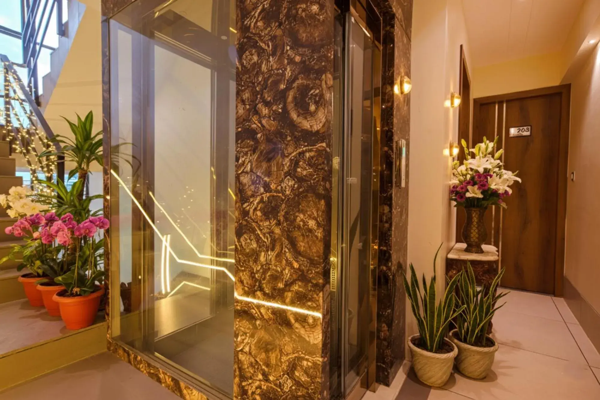 Lobby or reception in FabHotel Benchmark Lobby or reception in FabHotel Benchmark