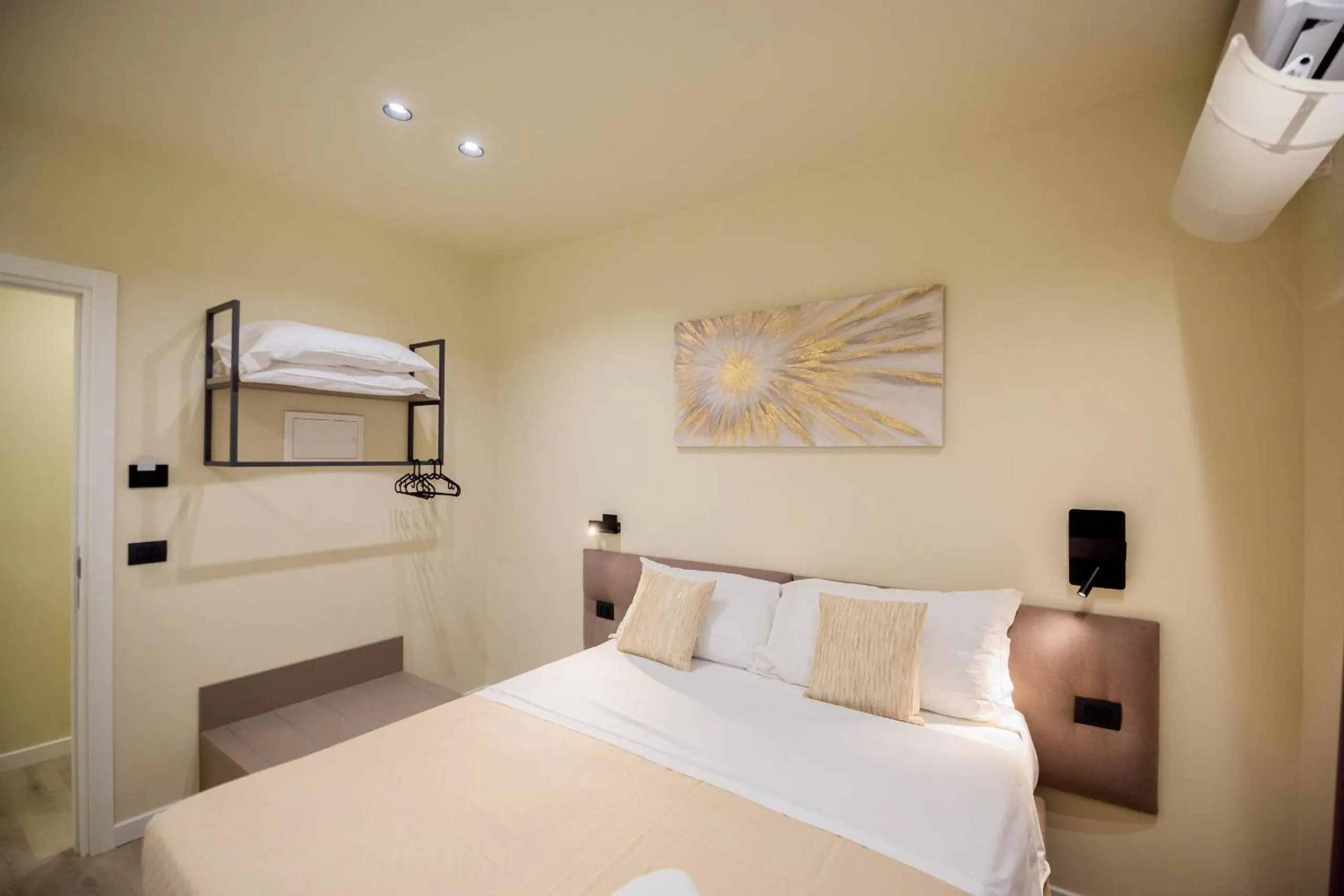 Bedroom, Bed in MAZZINI PALACE