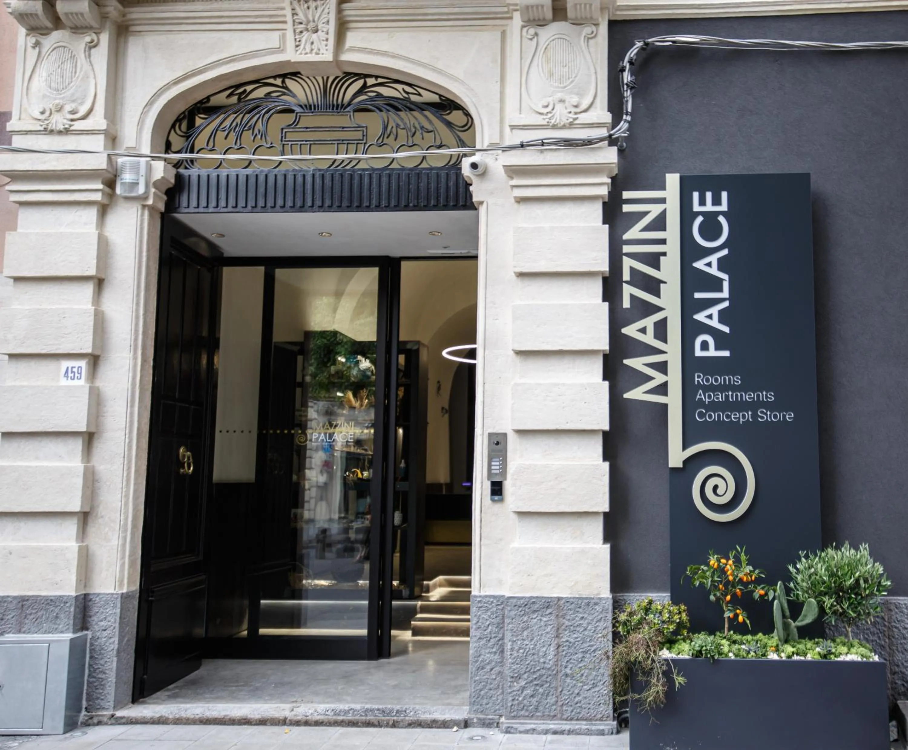 Facade/entrance in MAZZINI PALACE