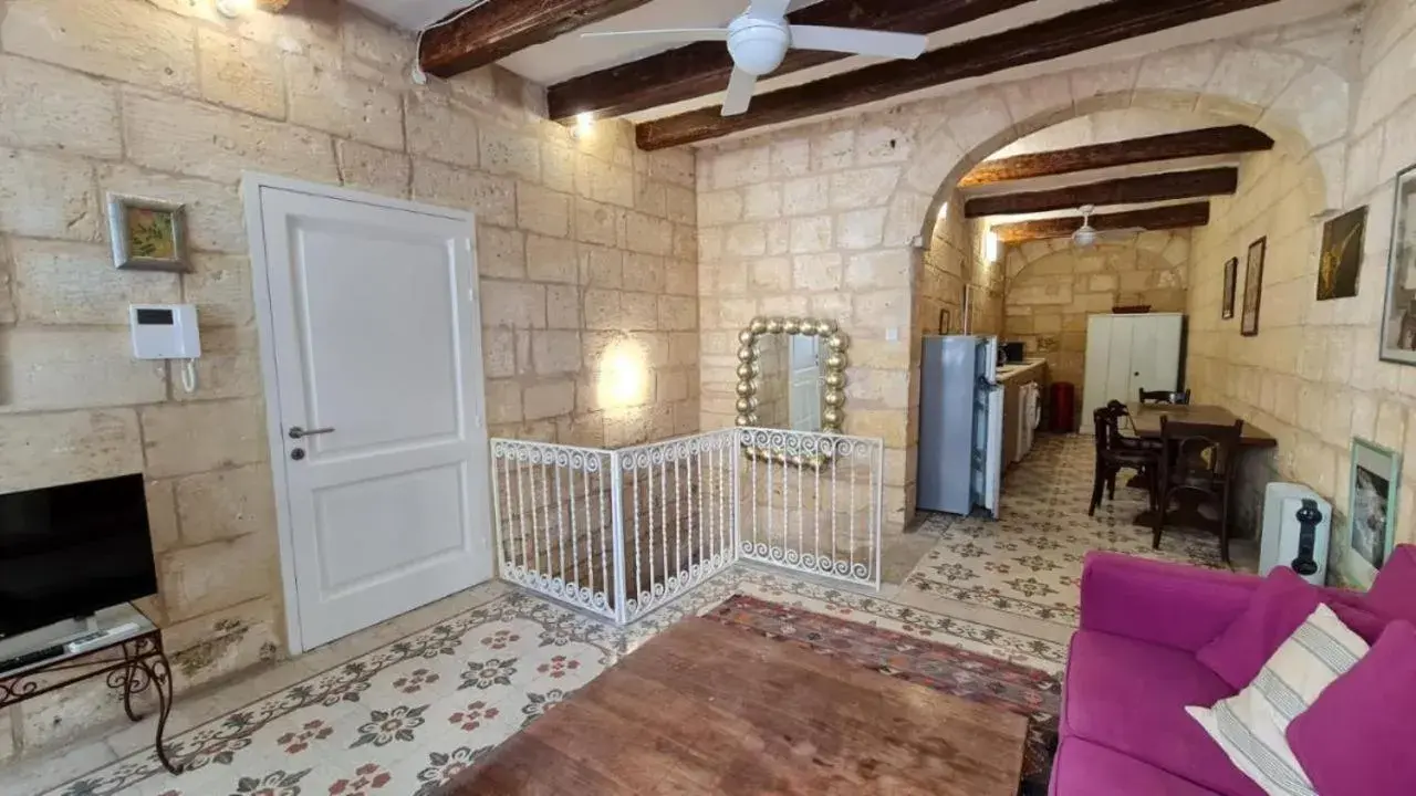 Apartment with Balcony in Mulberry Suites Apartment with Balcony in Mulberry Suites