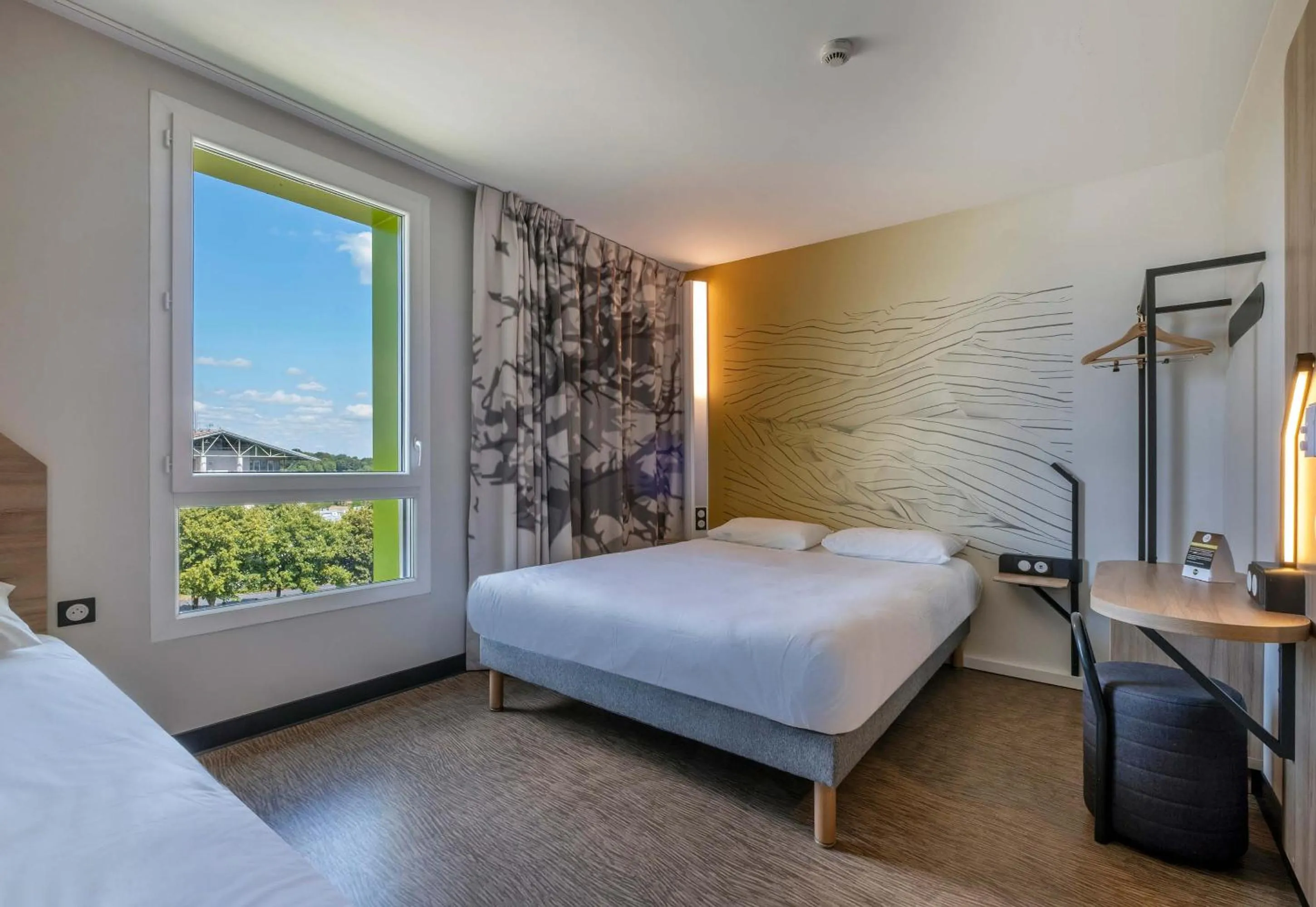 Bedroom, Bed in B&B HOTEL Saintes