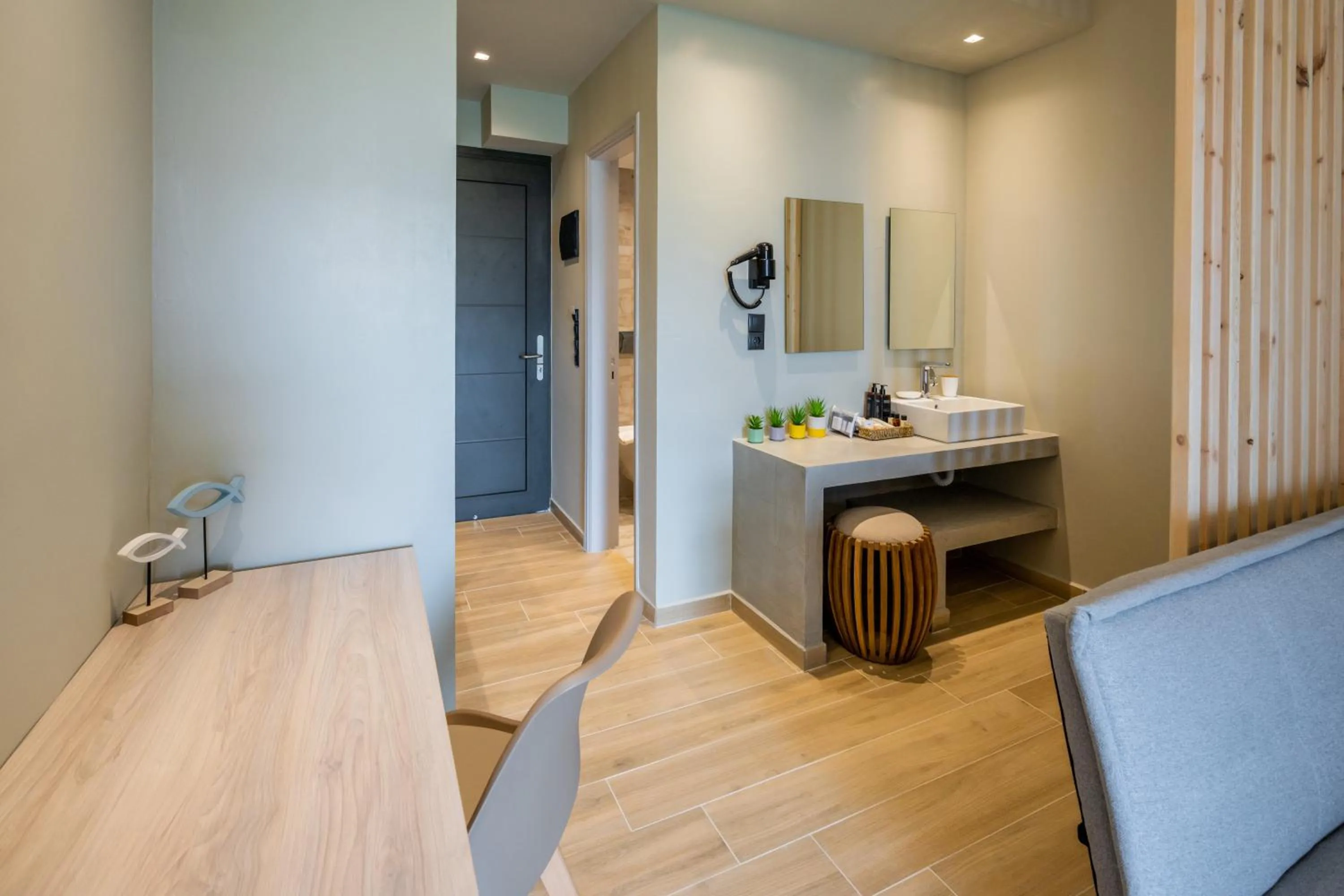 hair dresser in Nicolas Grand Suites, Adults Only