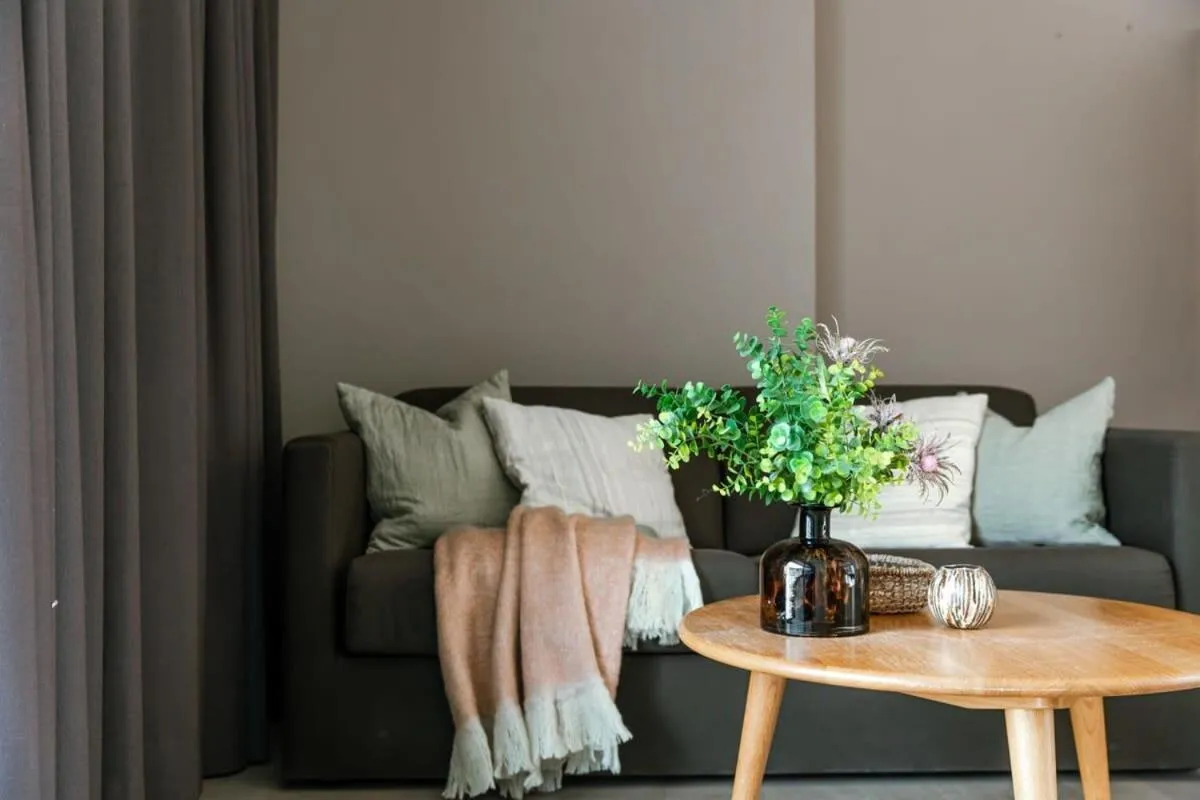 Huswell - Bonrepo Room 103