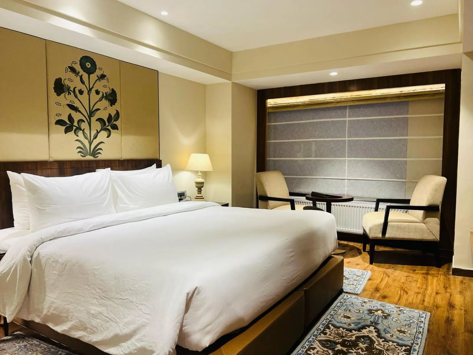 Bed in Radisson Hotel Sonamarg