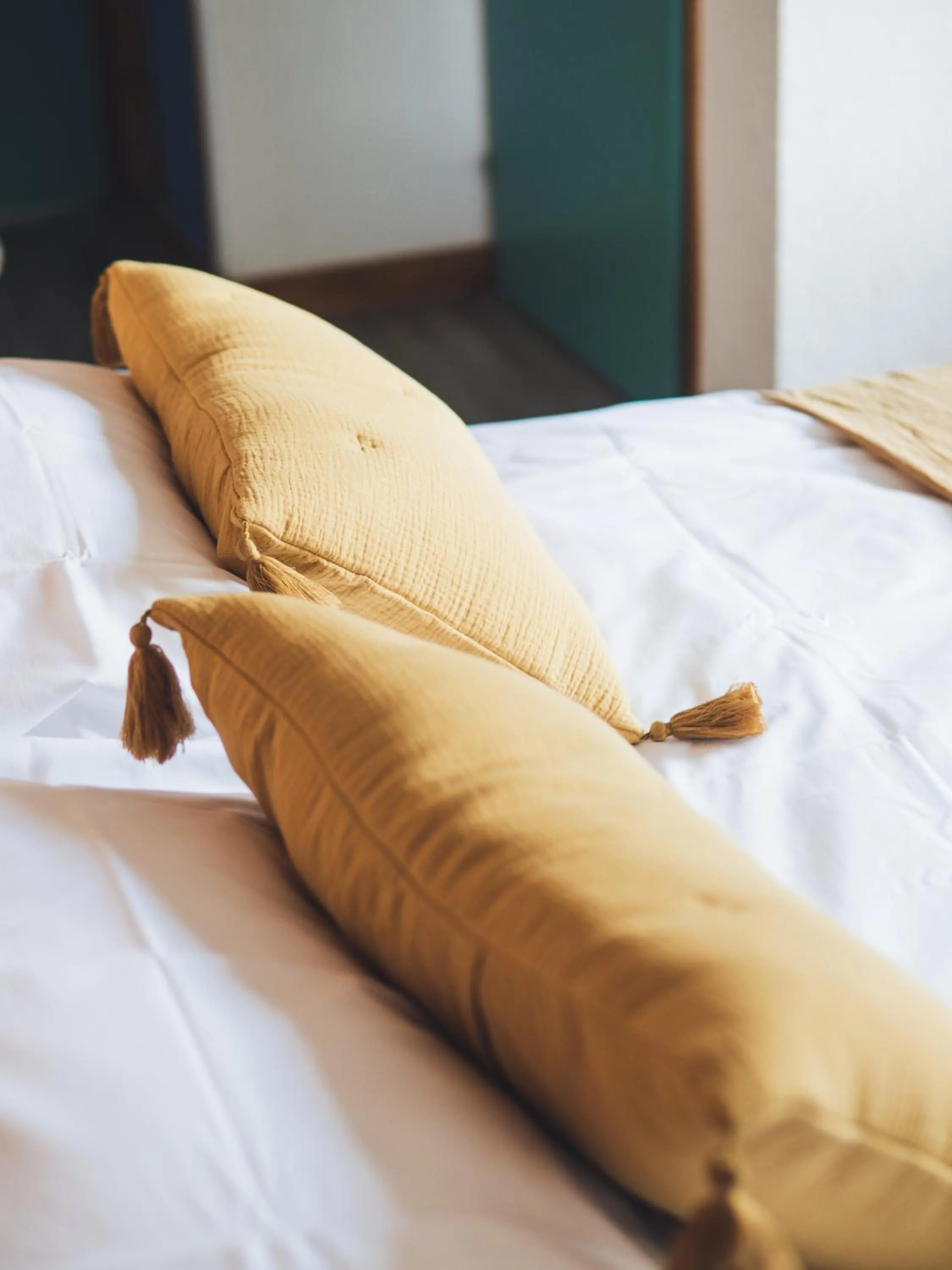Bedroom, Bed in Auberge Le Valezan