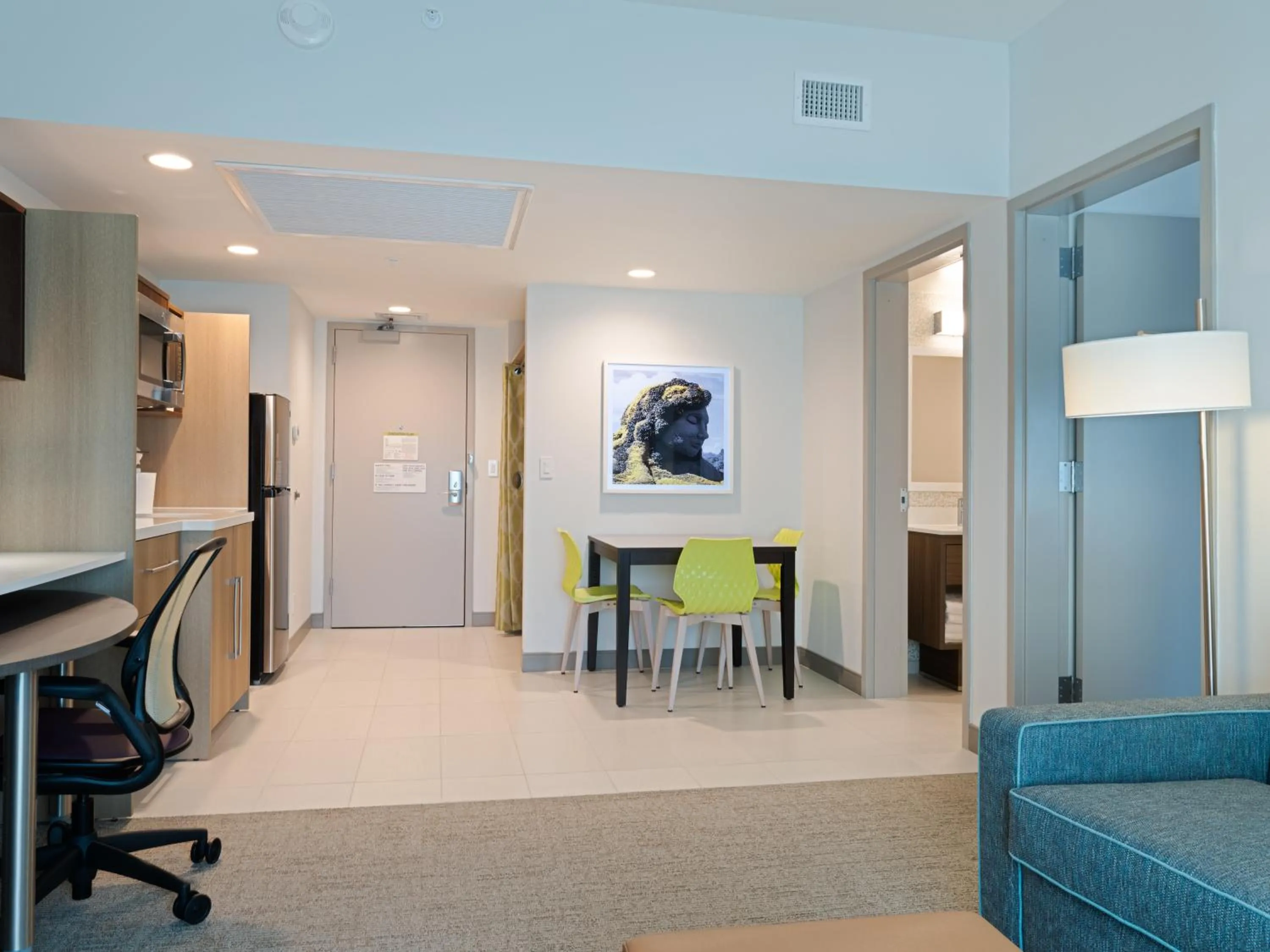 Home2 Suites By Hilton Atlanta Airport College Park