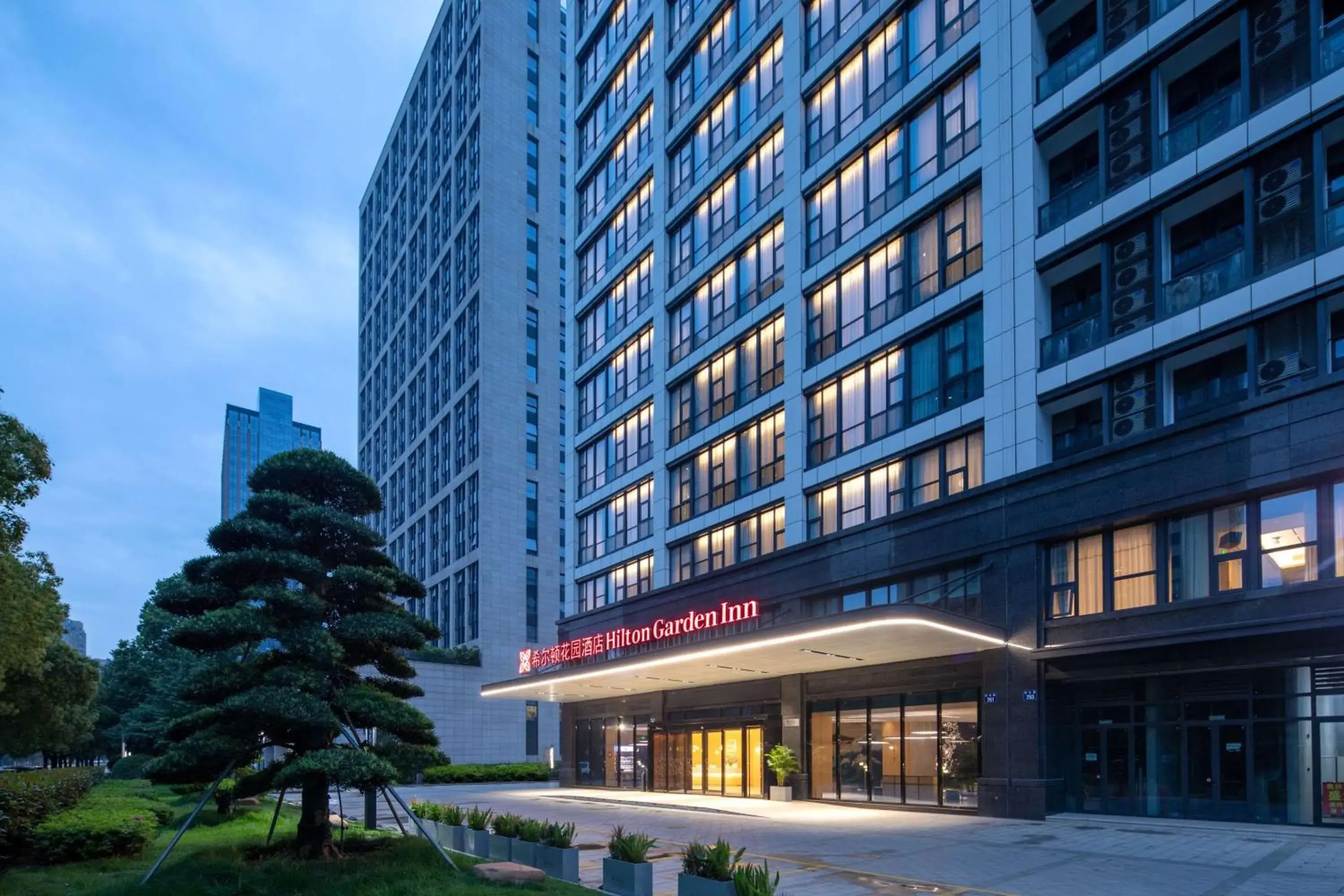 Property building in Hilton Garden Inn Hangzhou Xiaoshan Property building in Hilton Garden Inn Hangzhou Xiaoshan