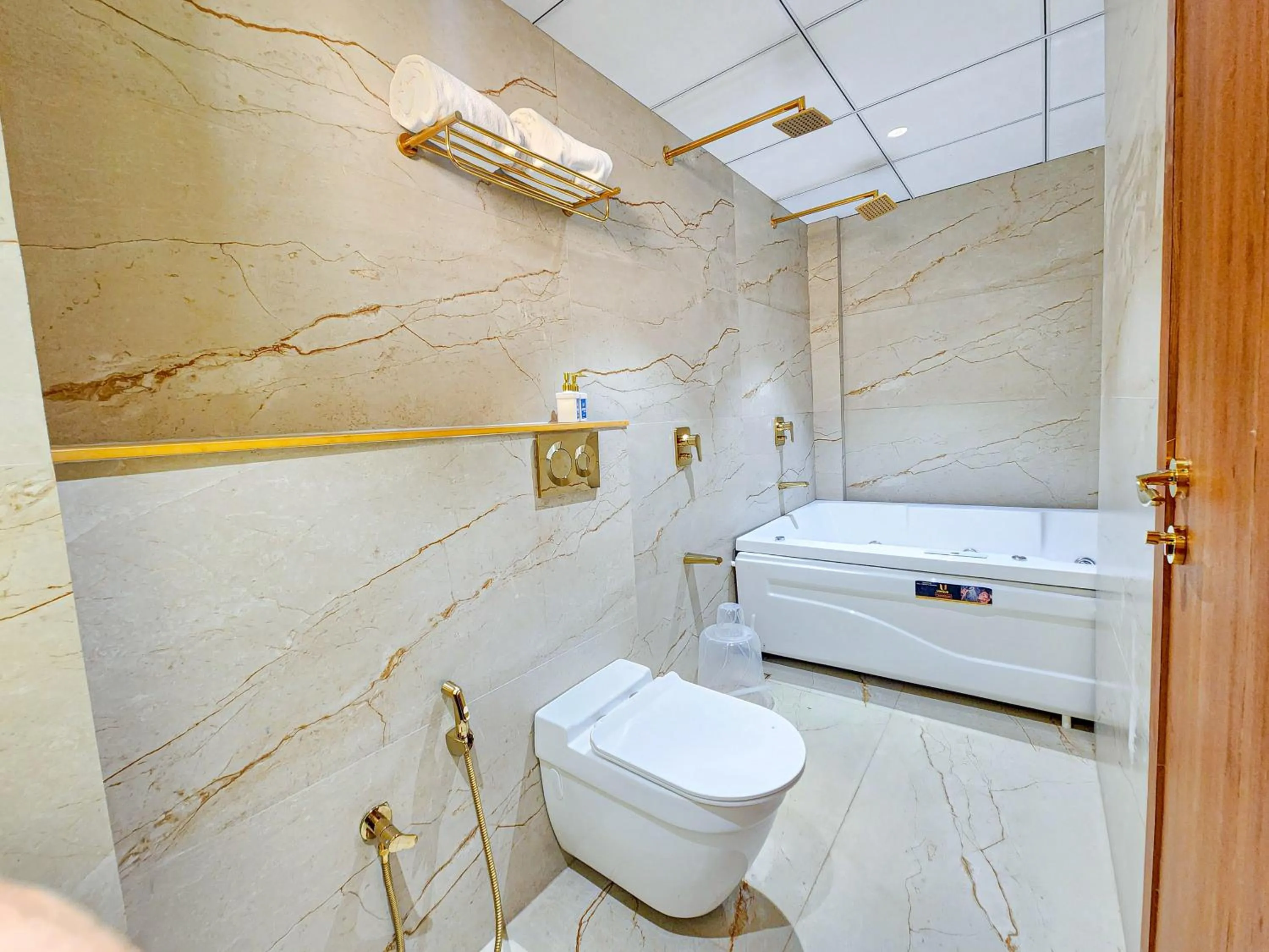 Toilet in Hotel Nova Bliss