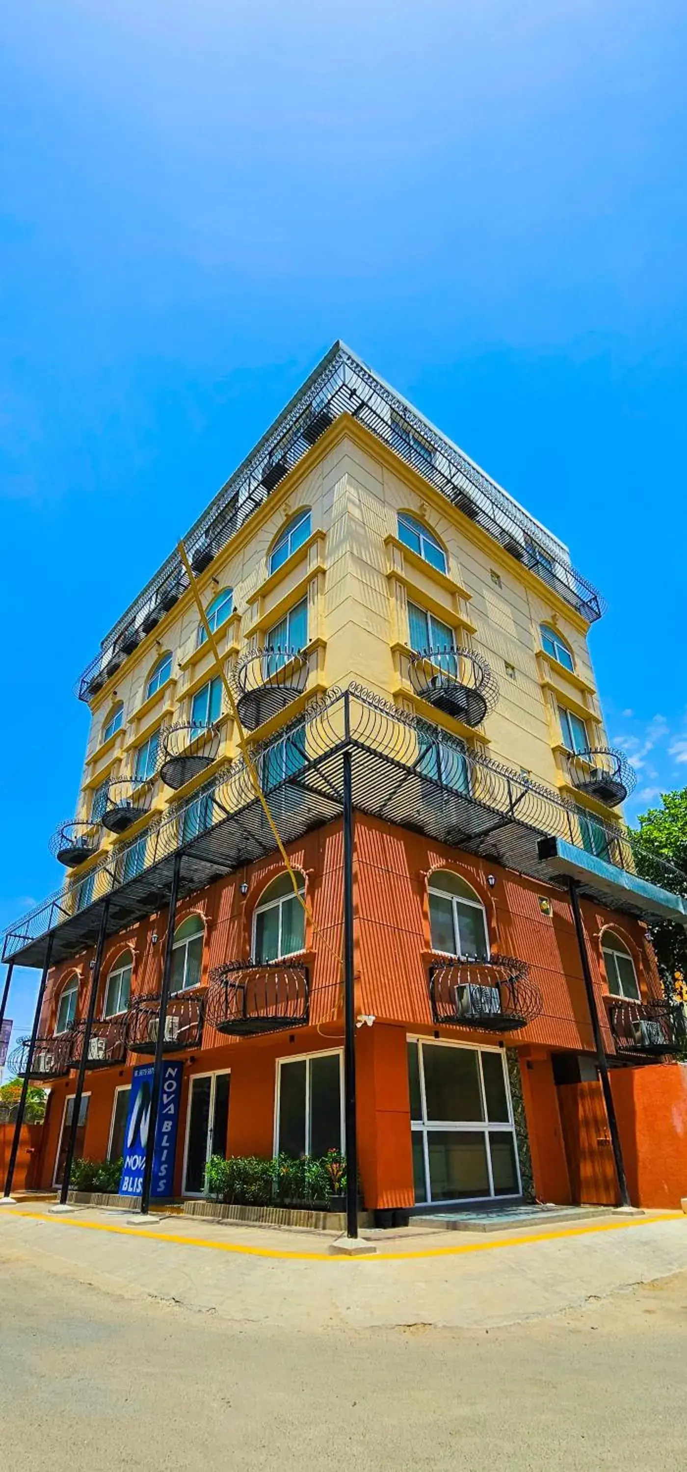 Facade/entrance in Hotel Nova Bliss Facade/entrance in Hotel Nova Bliss