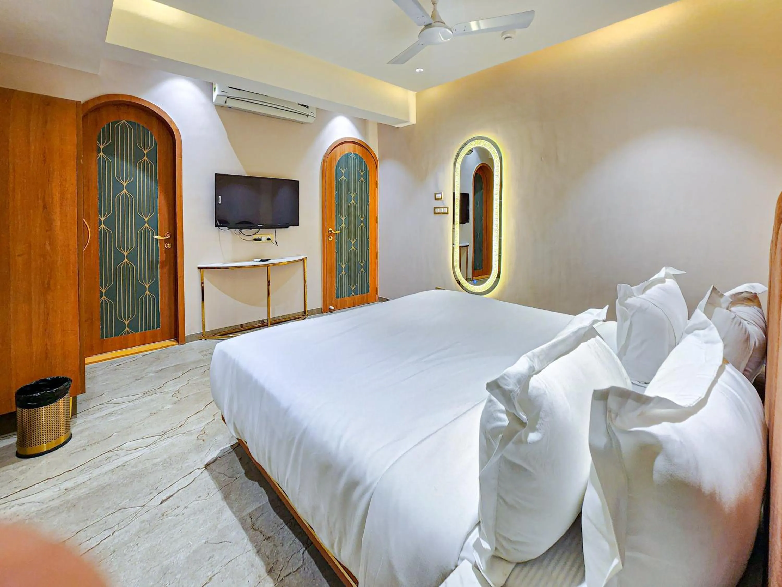 Bed in Hotel Nova Bliss