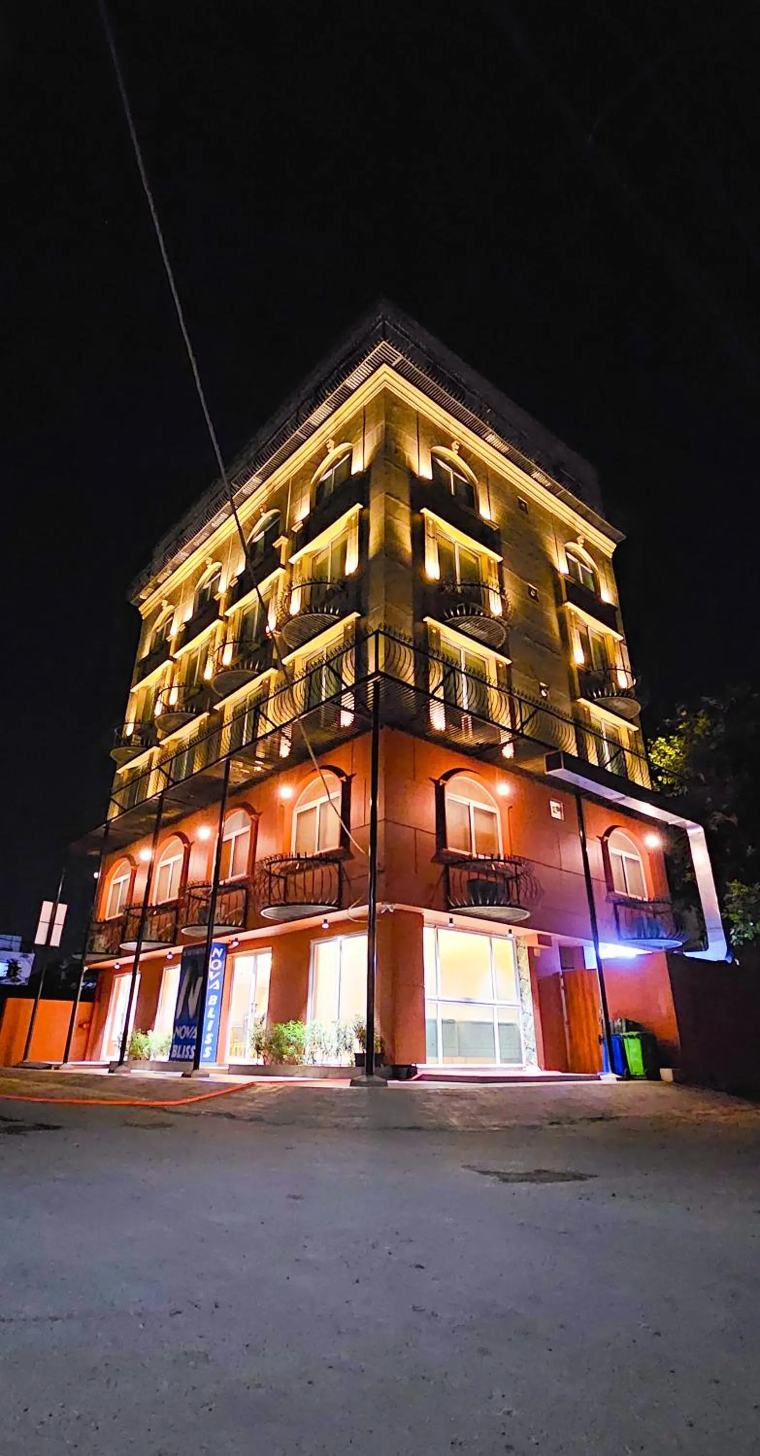 Facade/entrance in Hotel Nova Bliss