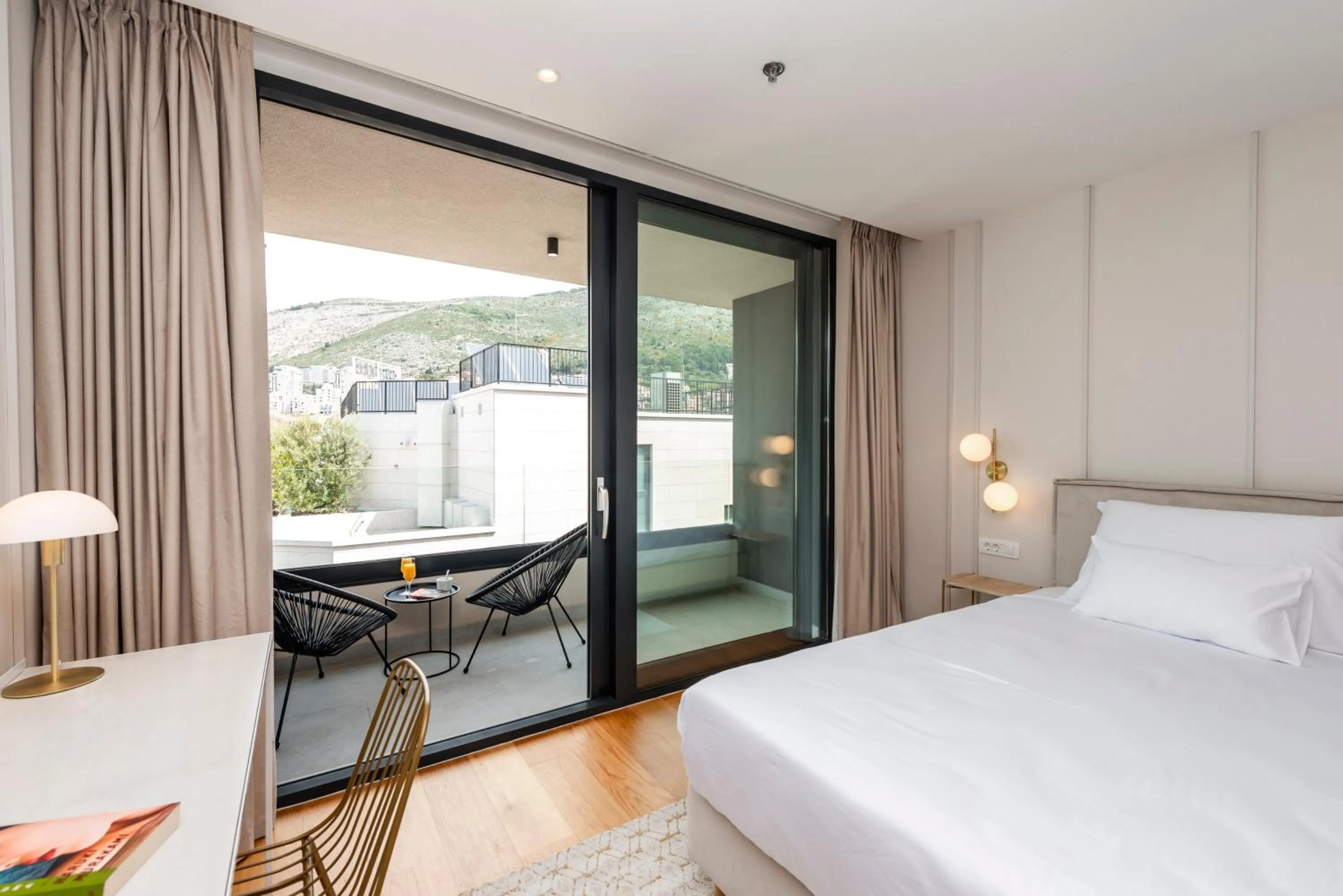 Balcony/Terrace, Bed in City Residences