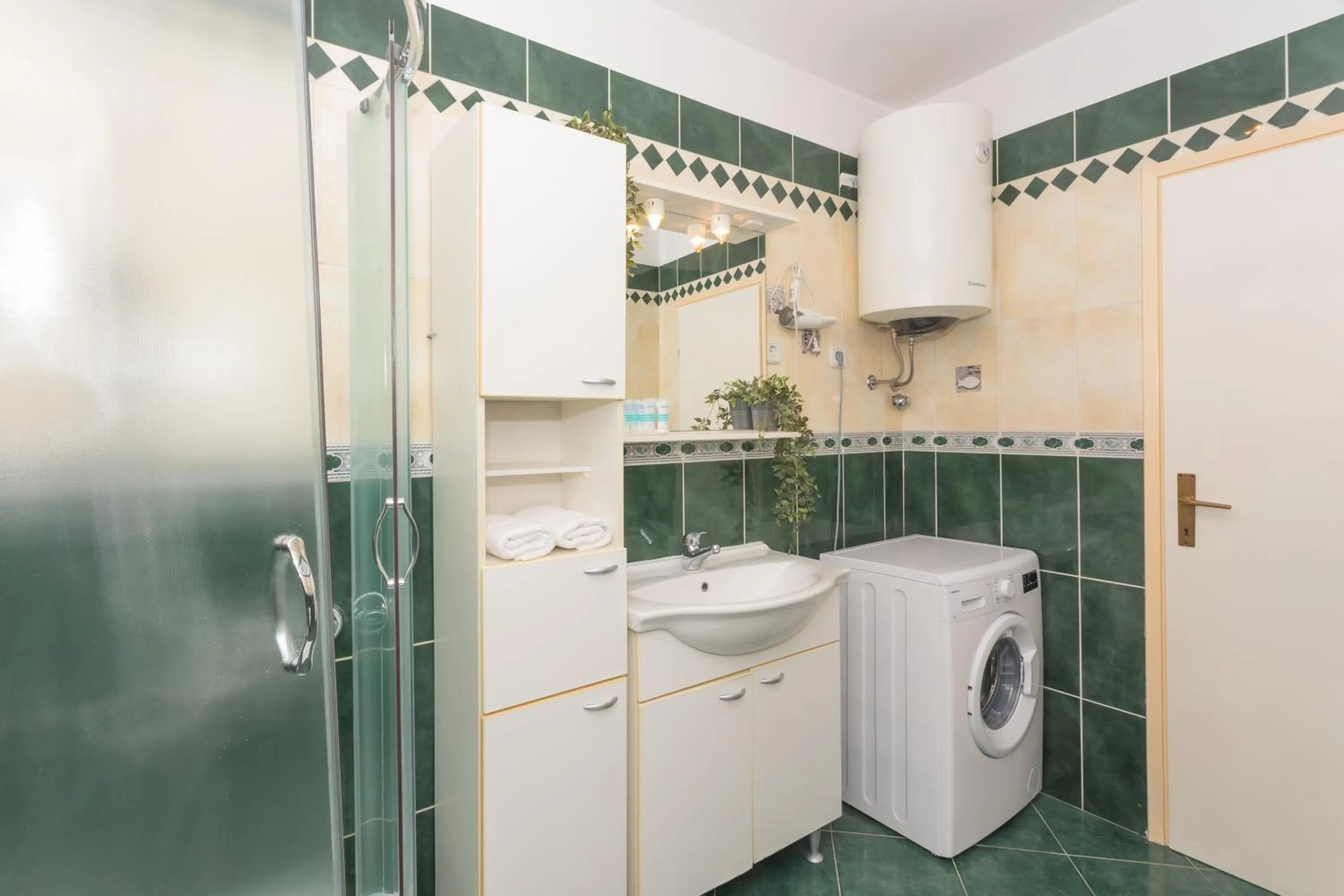 Bathroom in Apartment Mozart