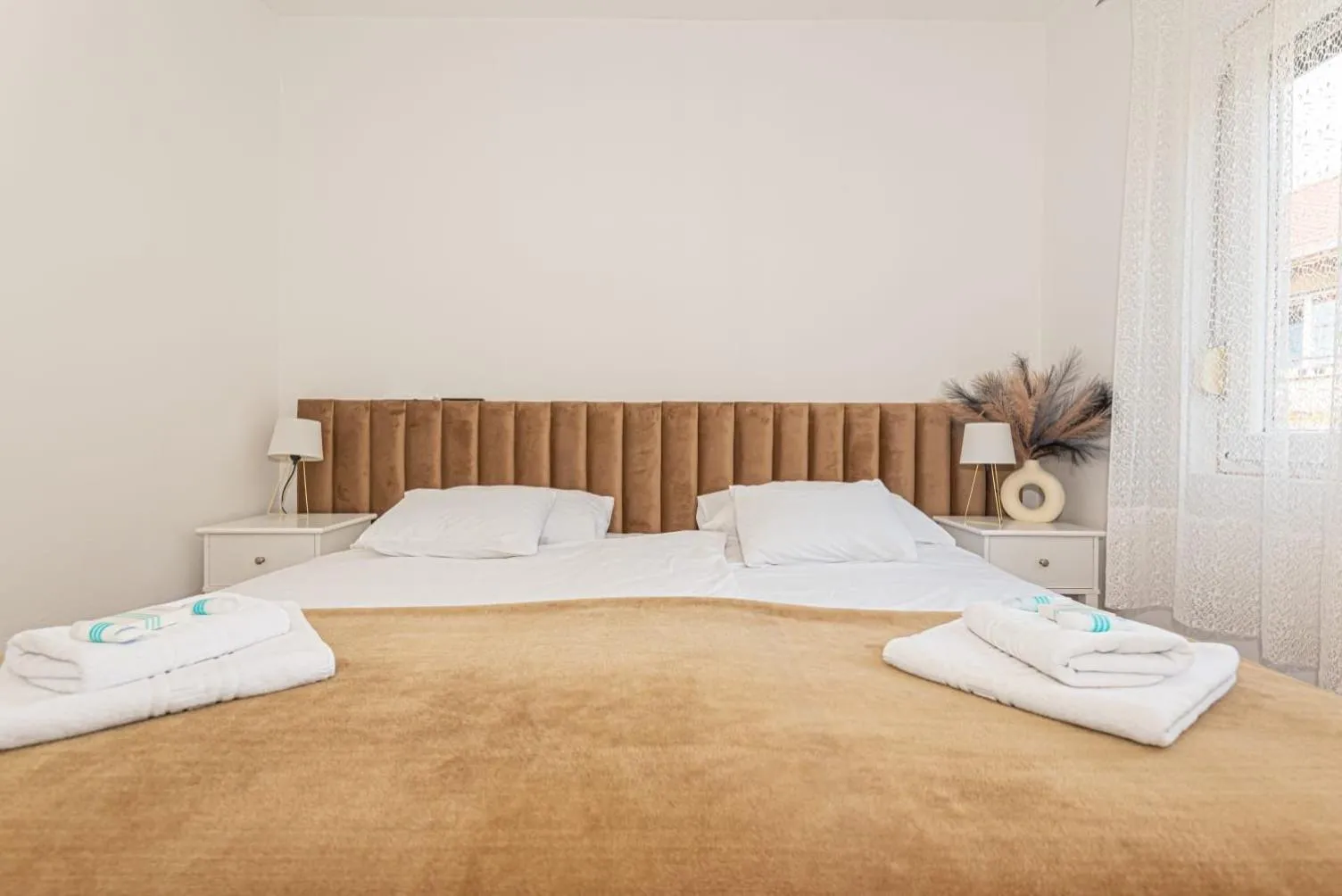 Bed in Apartment Mozart