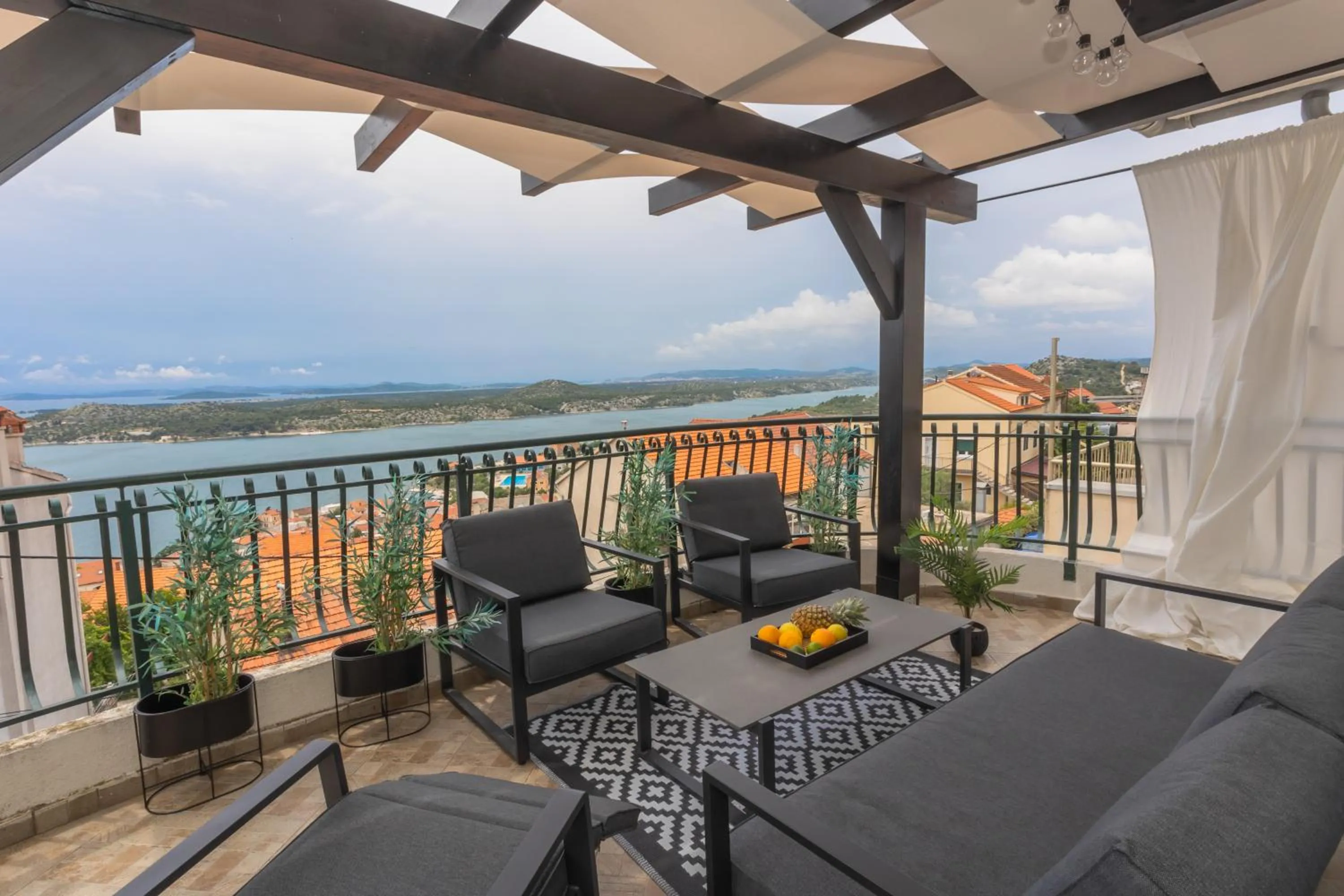 Balcony/Terrace in Apartment Mozart