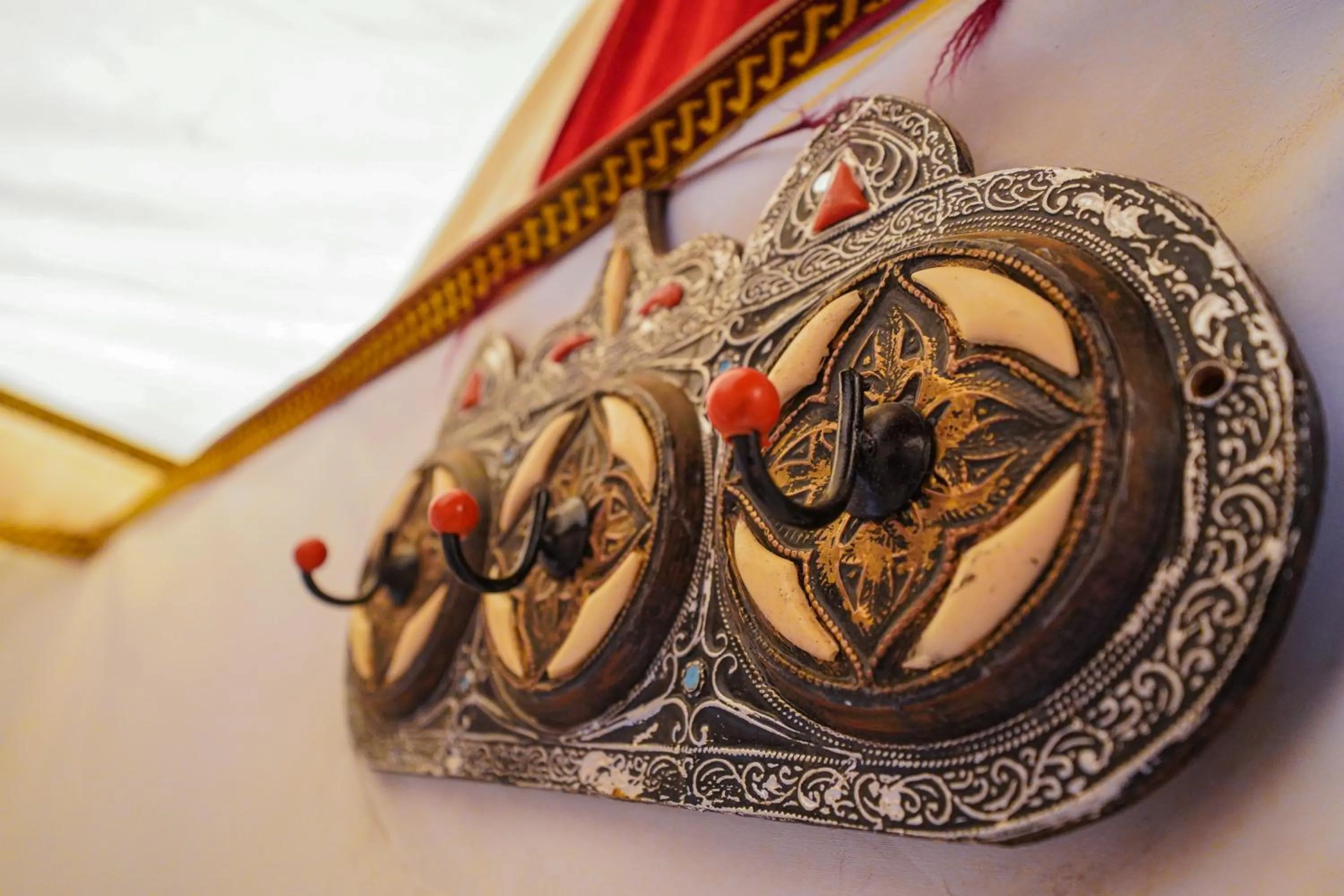 Decorative detail in Horaz desert Camp
