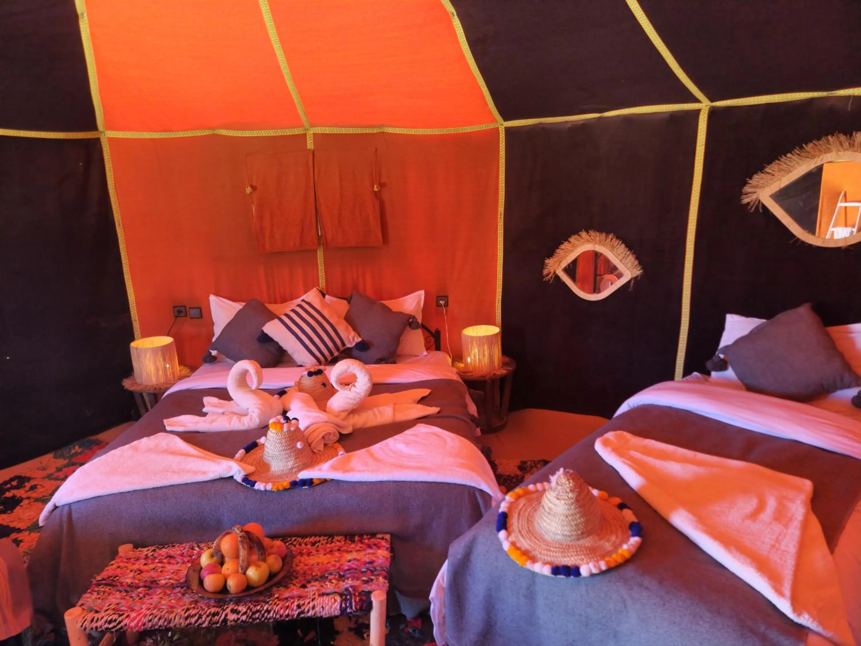 Bed in Horaz desert Camp