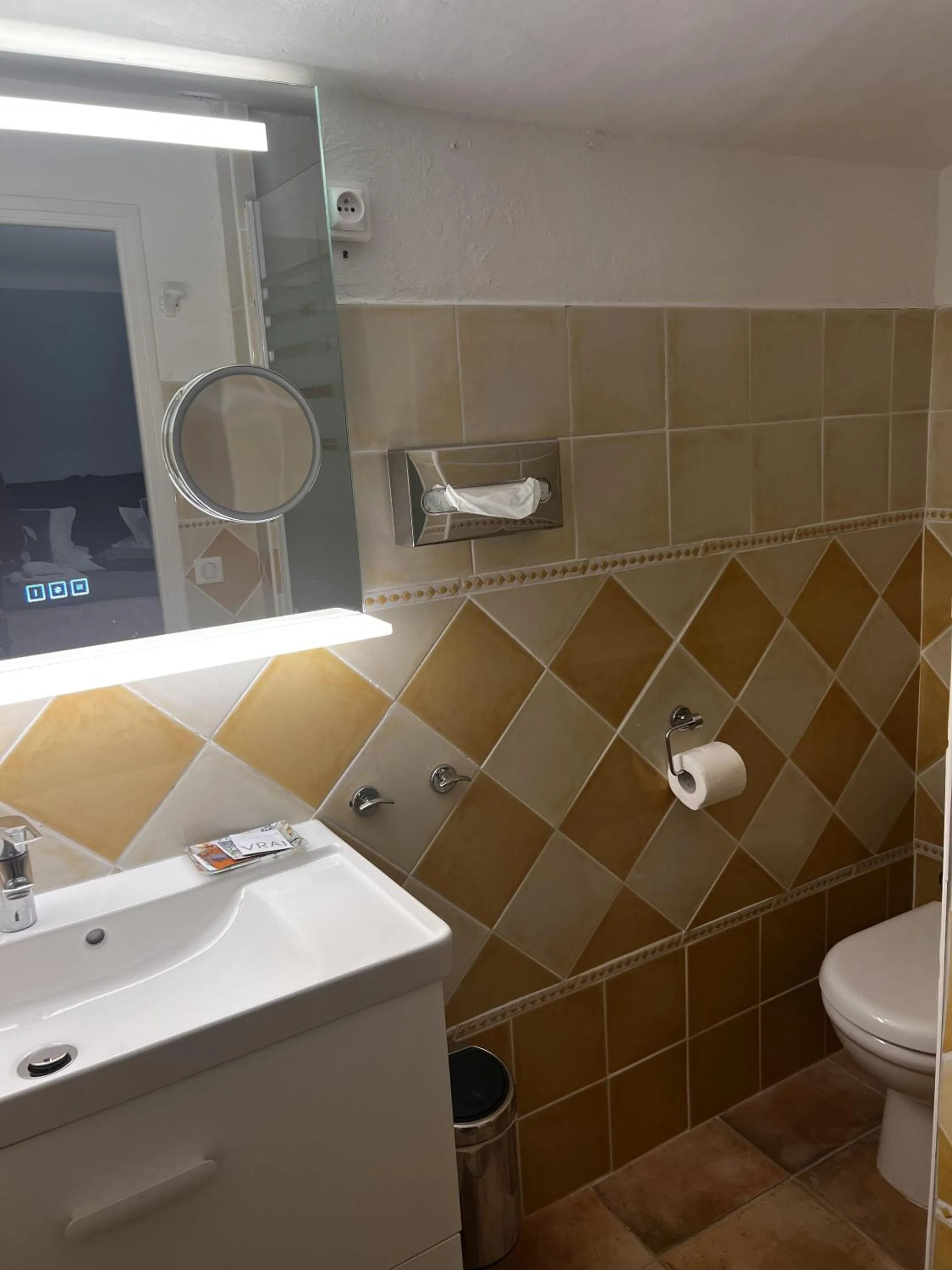 Bathroom in les petites terrasses