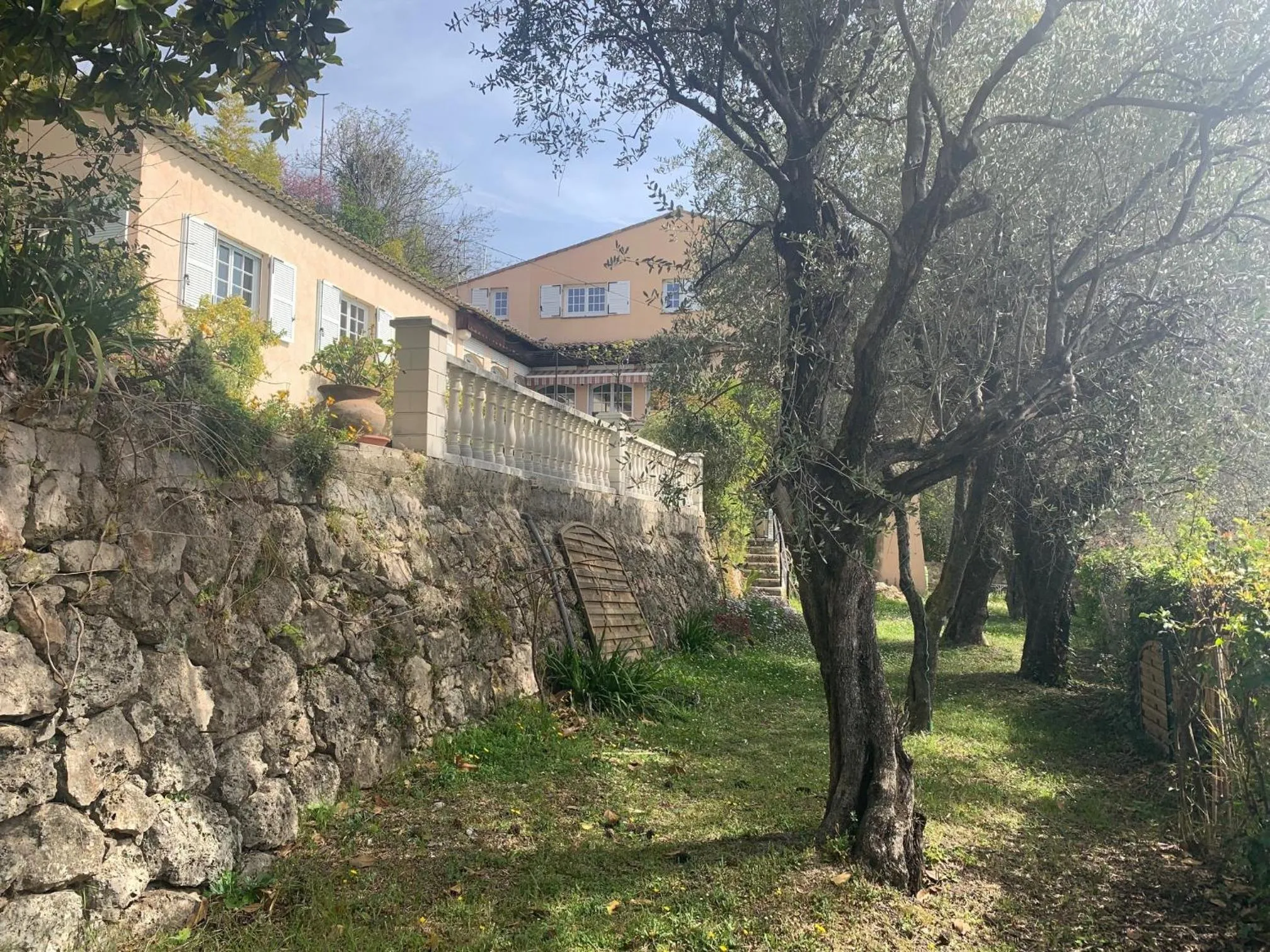 Garden in les petites terrasses