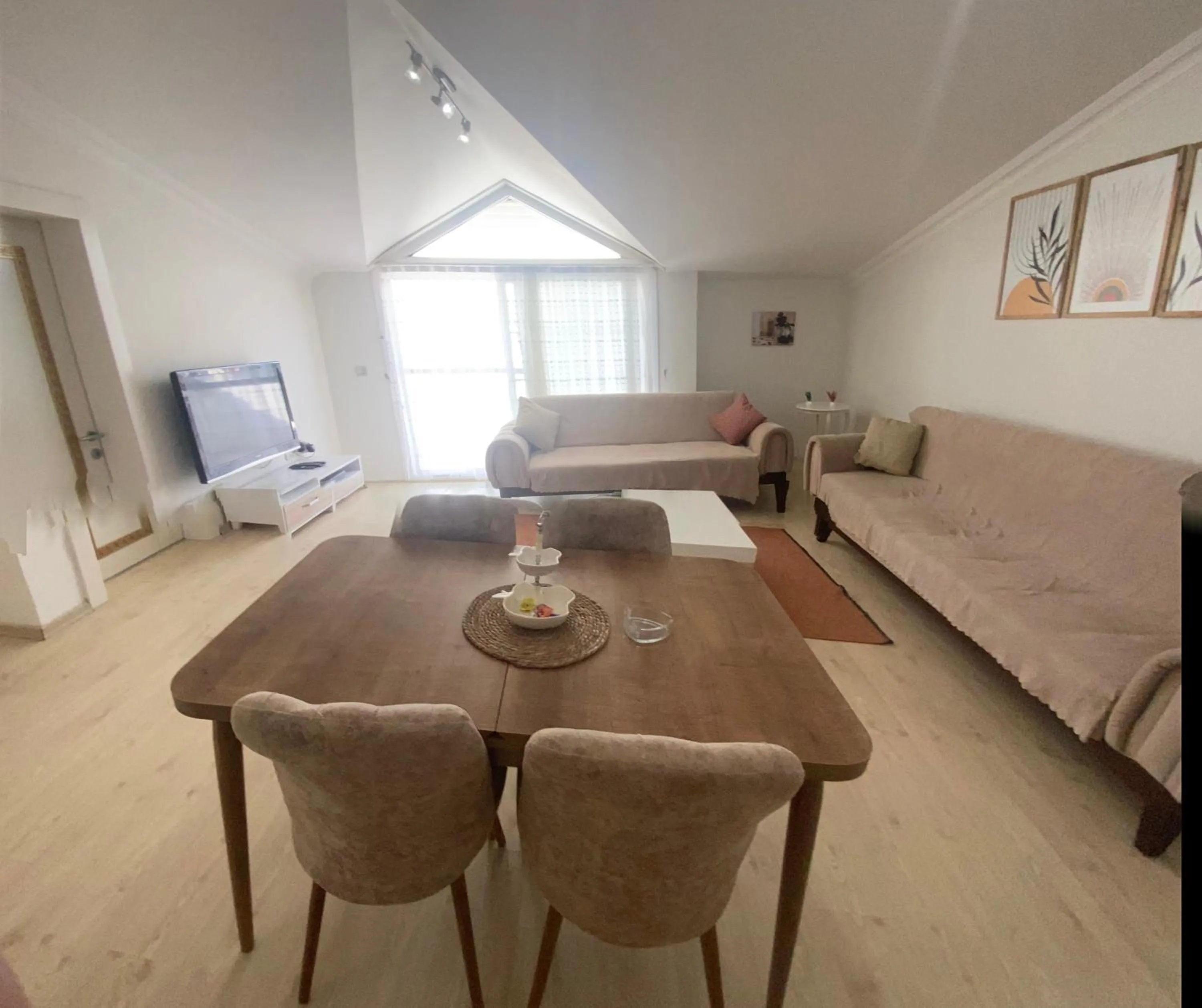 Living room in AKBÜK Palace Resıdence