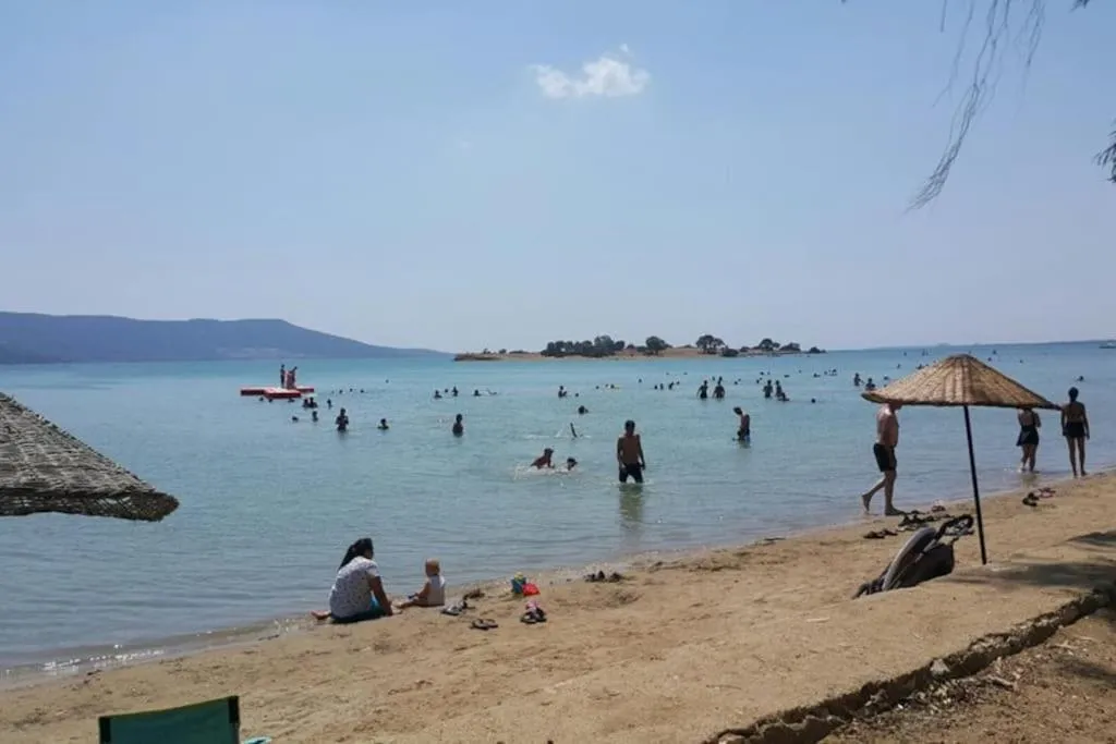 People in AKBÜK Palace Resıdence