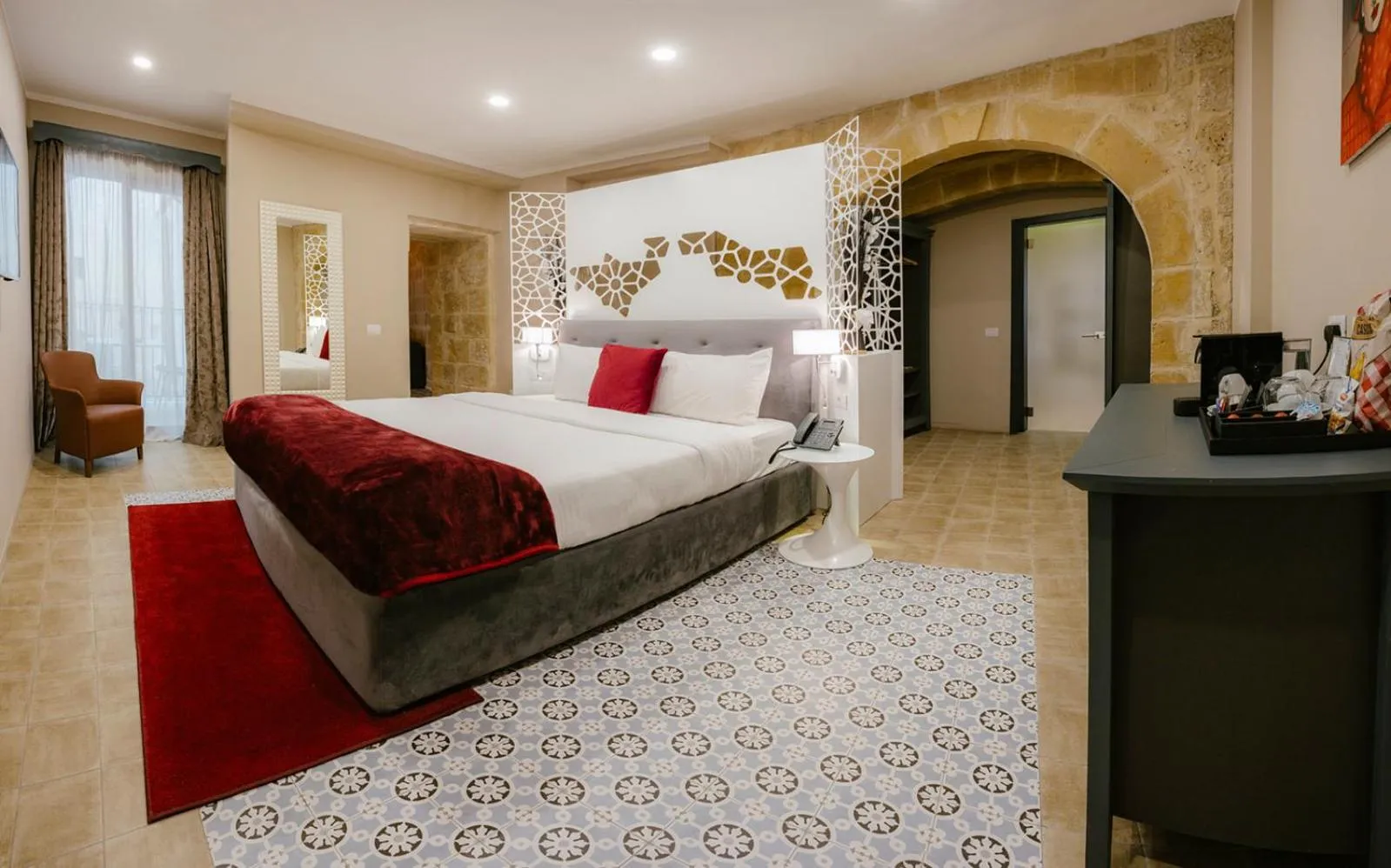 Coffee/tea facilities, Bed in IBB Hotel Palazzo Bettina Malta