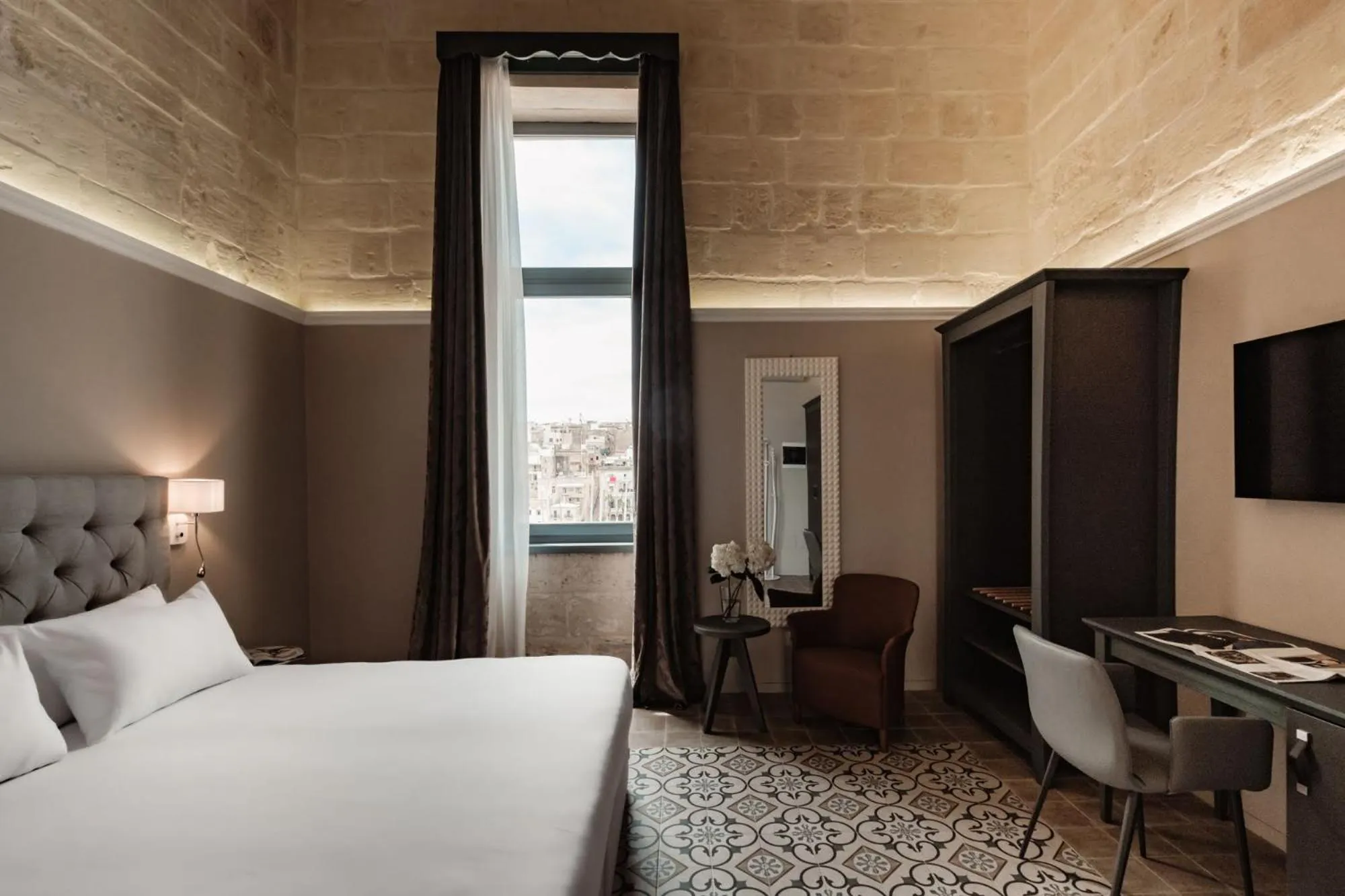Photo of the whole room, Bed in IBB Hotel Palazzo Bettina Malta