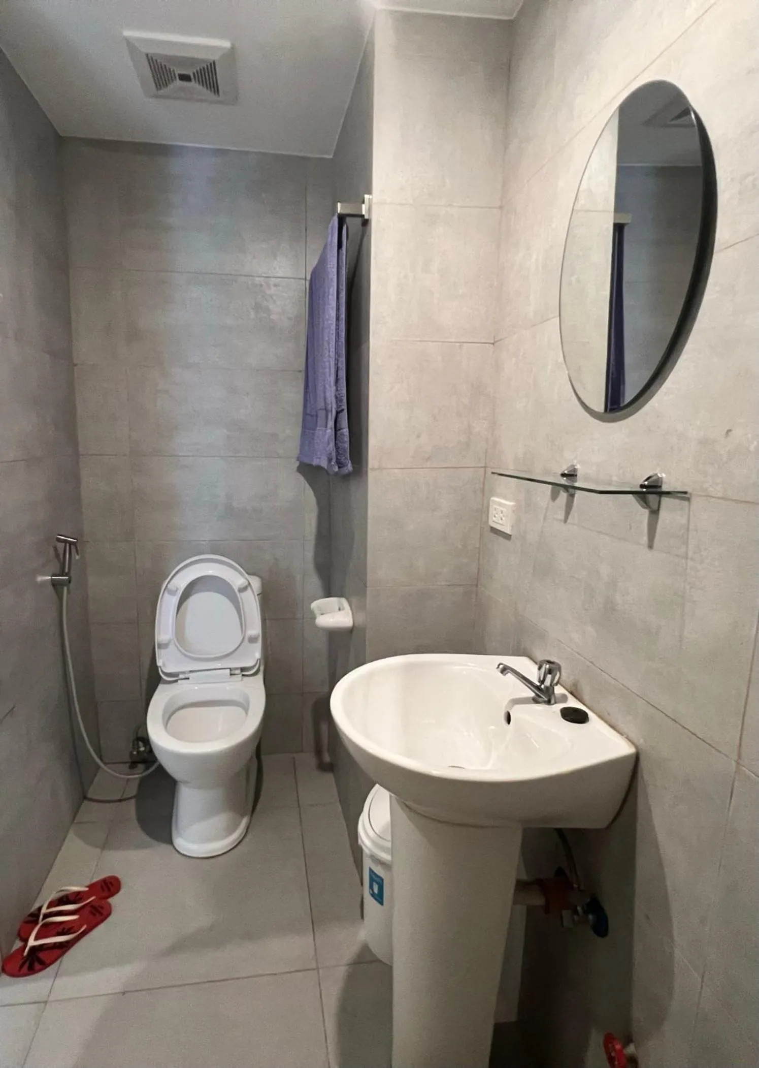 Shower in Staycation Condotel Room To Stay