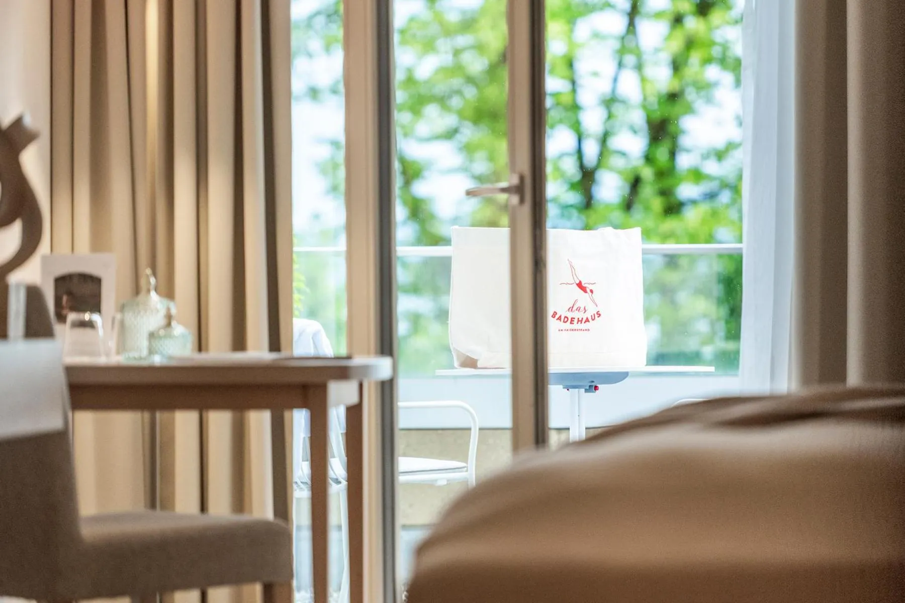 Balcony/Terrace, Bed in Seehotel am Kaiserstrand