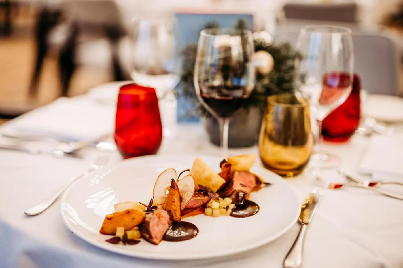 Restaurant/places to eat in Seehotel am Kaiserstrand