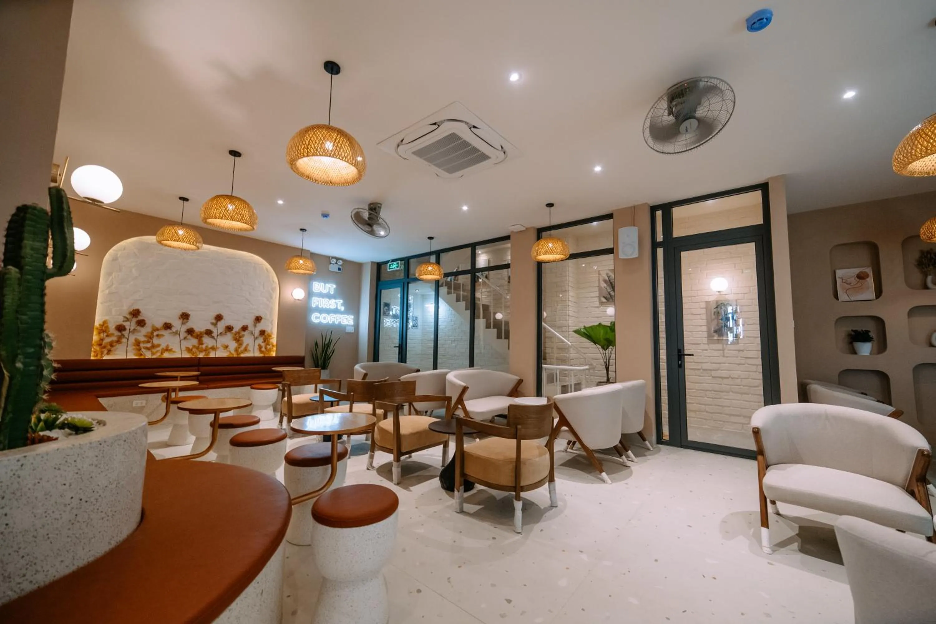 Seating area in La Beaute Hotel - Quy Nhơn