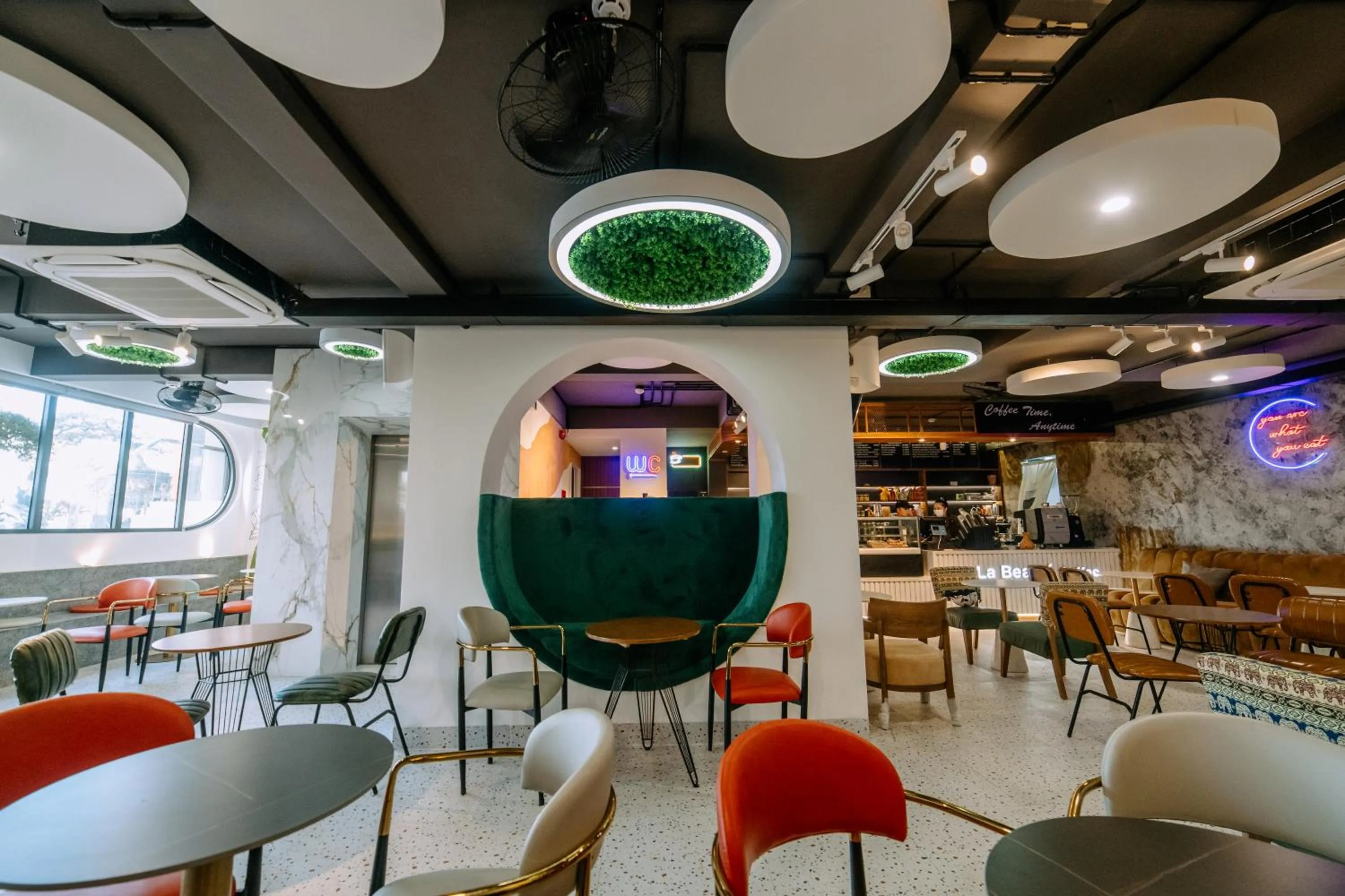 Seating area in La Beaute Hotel - Quy Nhơn