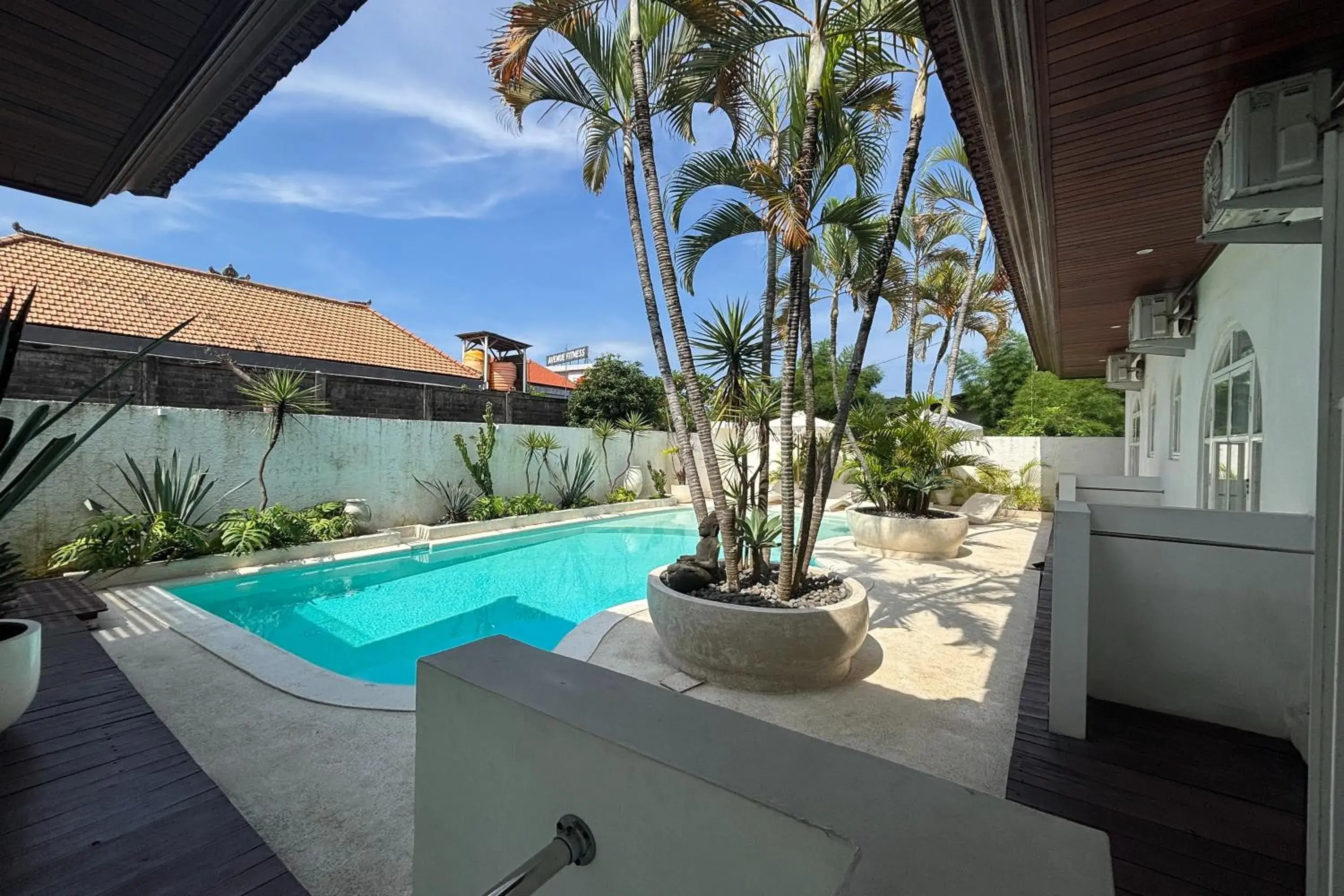 Pool view in Kemari Studio Pool view in Kemari Studio