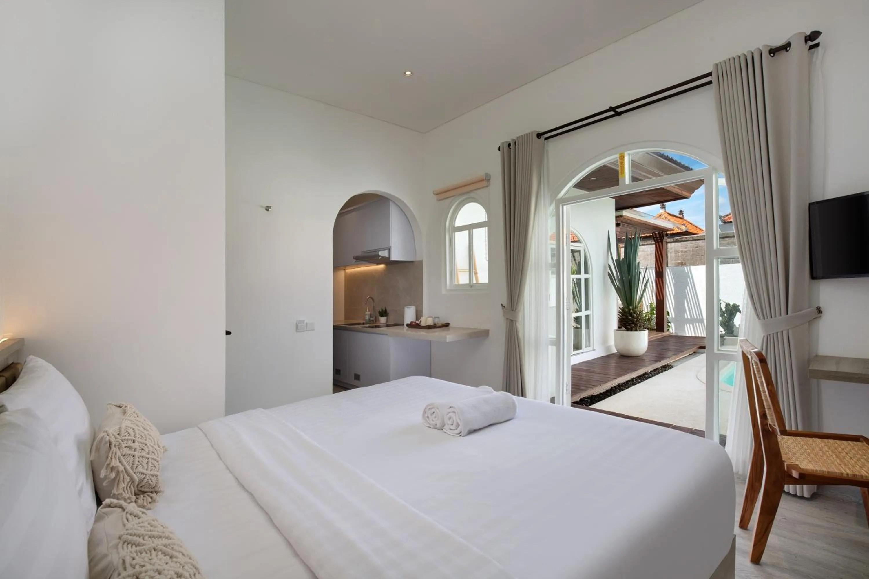 Bed in Kemari Studio