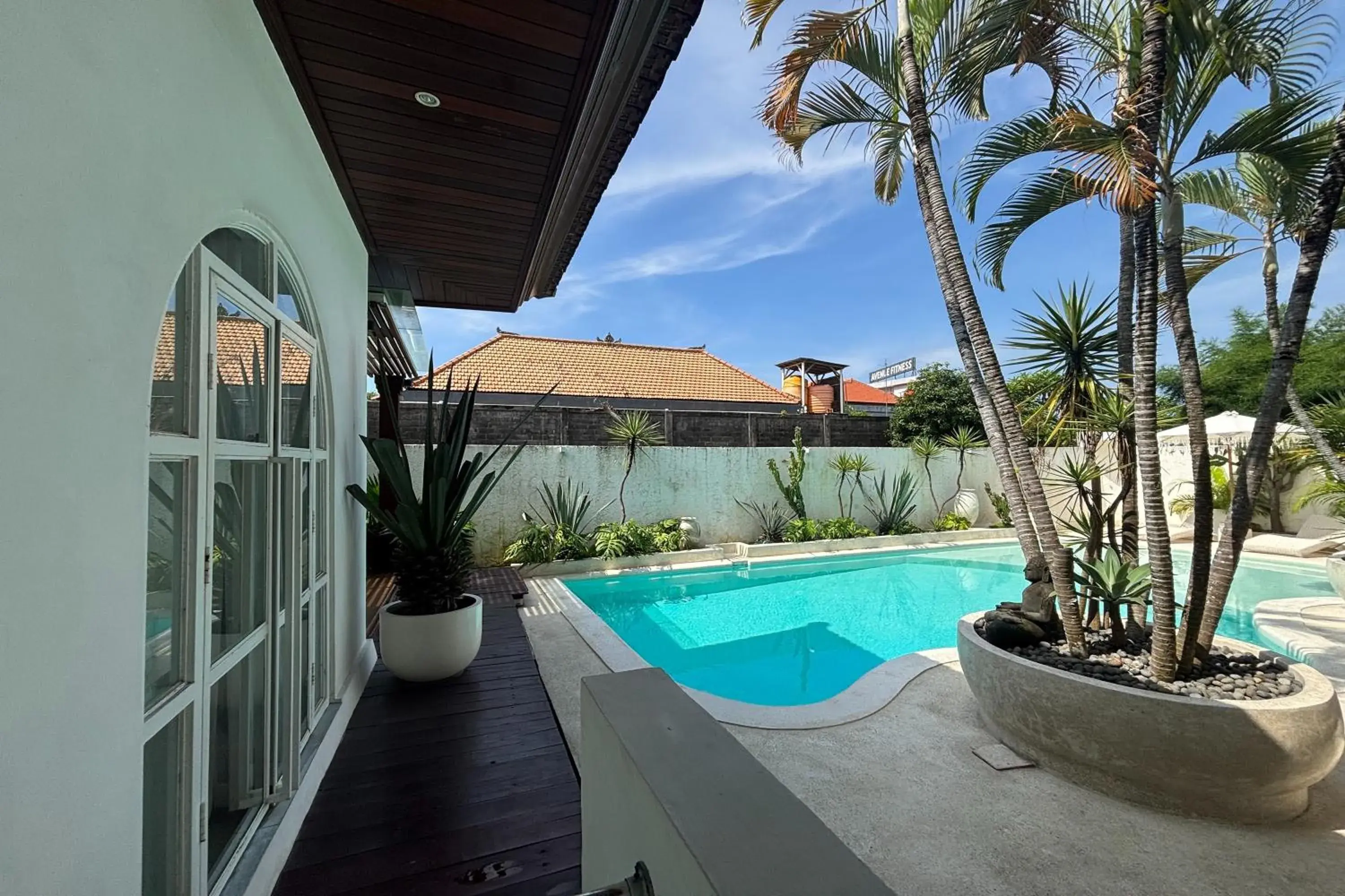 Pool view in Kemari Studio Pool view in Kemari Studio