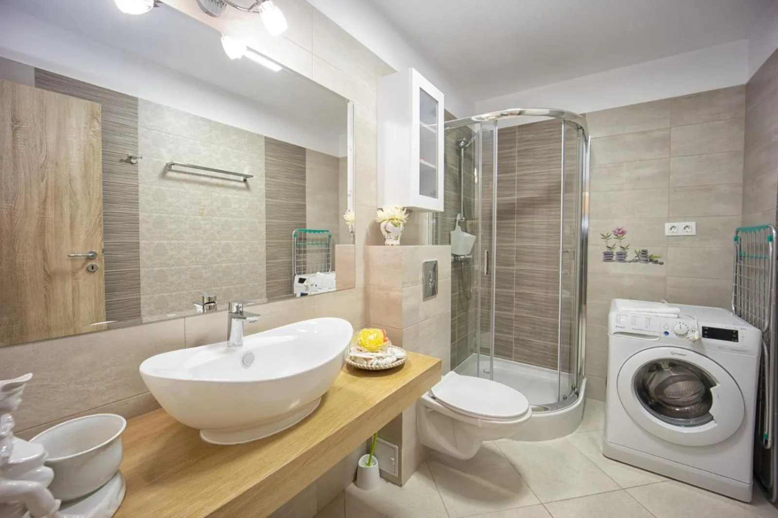 Coresi rezidence & suites