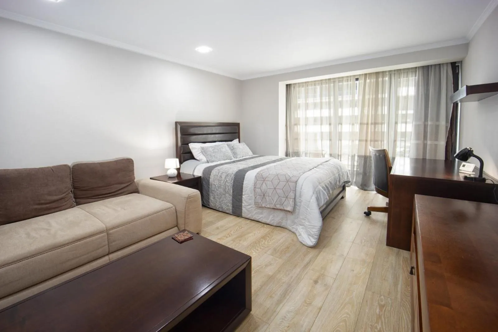 Bed in Coresi rezidence & suites