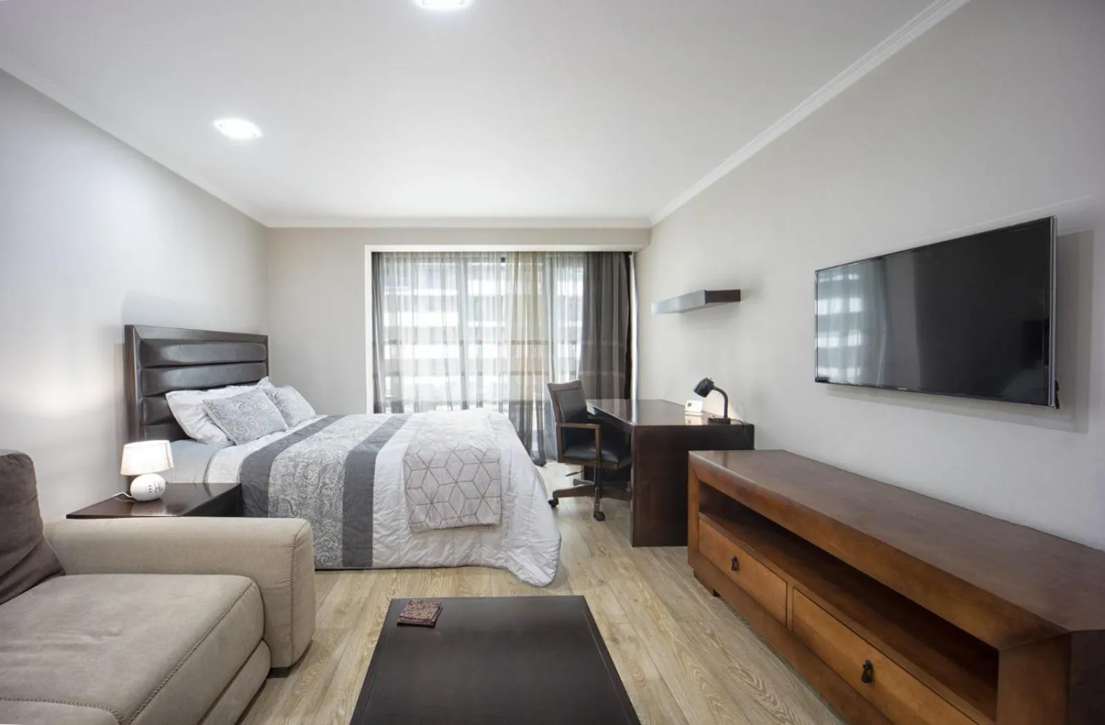 Bedroom, Bed in Coresi rezidence & suites