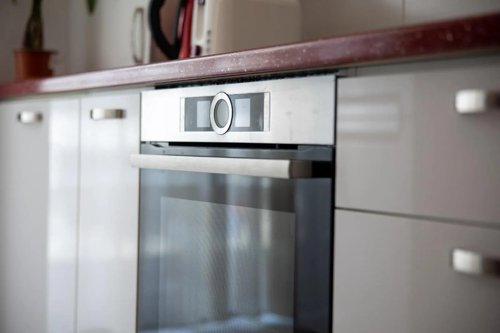 Kitchen or kitchenette in Coresi rezidence & suites