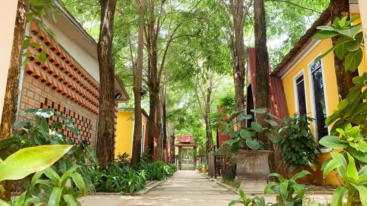Garden view in Boyada Villa Siem Reap