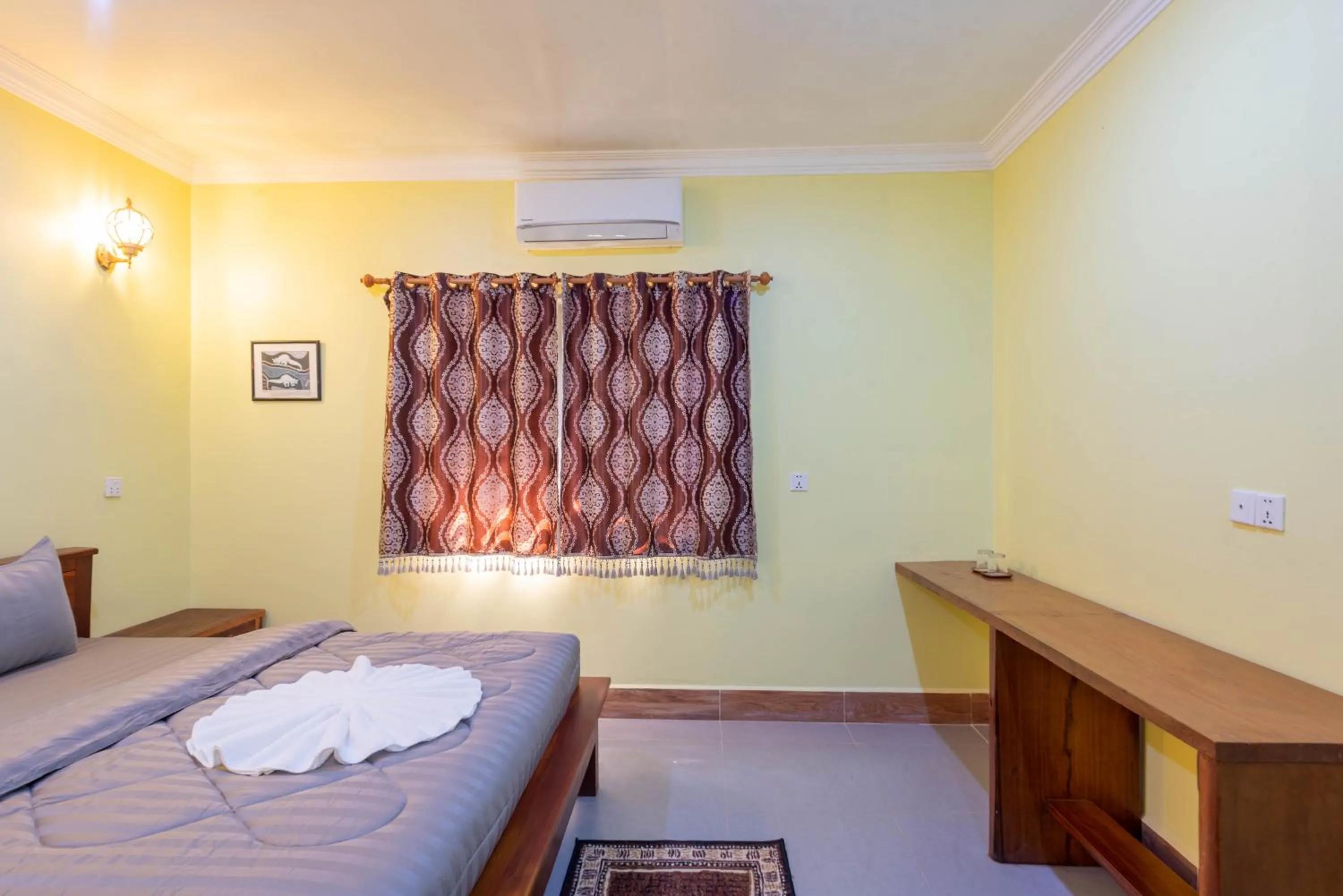 Bed in Boyada Villa Siem Reap