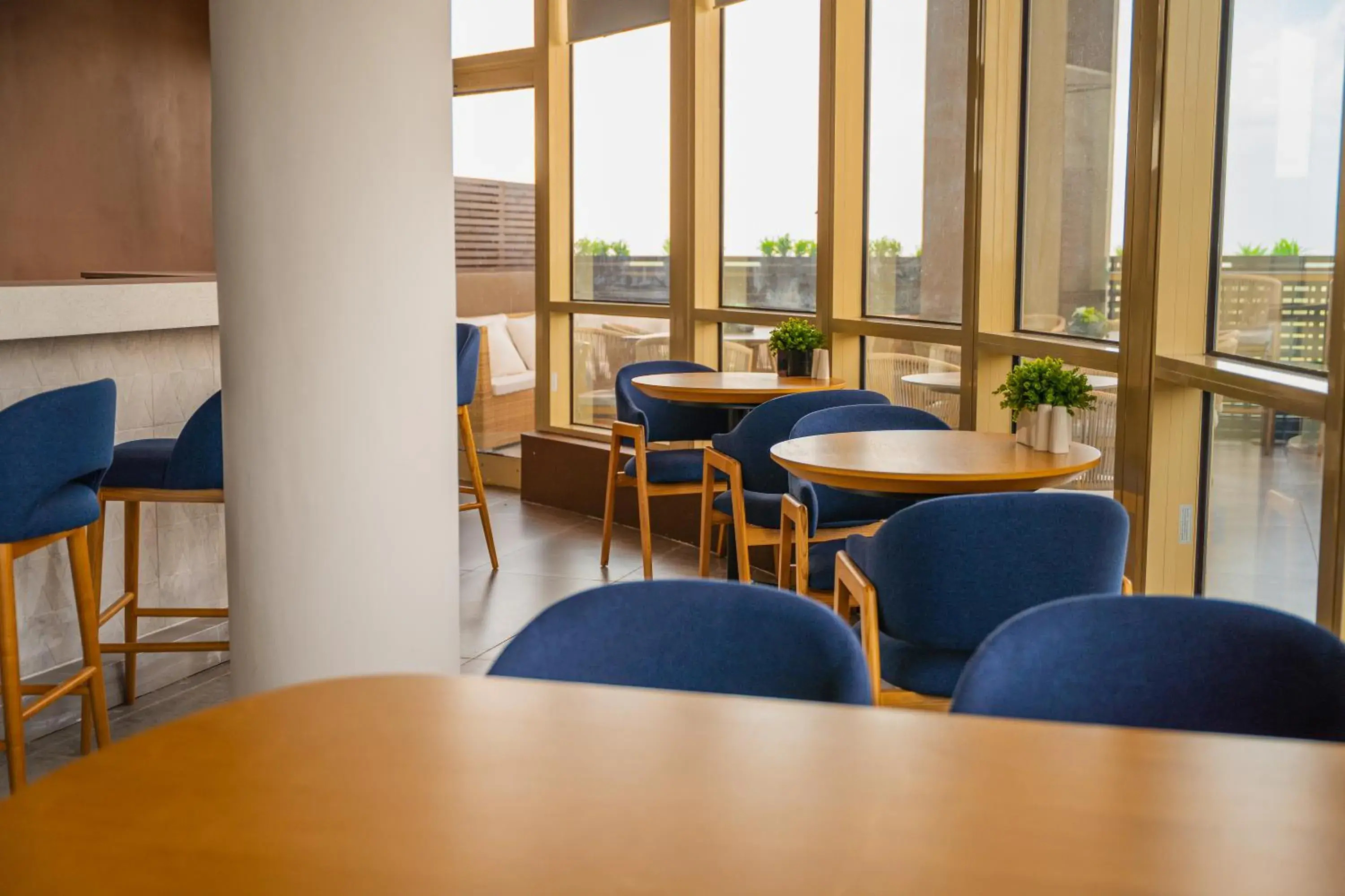 Restaurant/places to eat in Galaxy Hotel Downtown Restaurant/places to eat in Galaxy Hotel Downtown