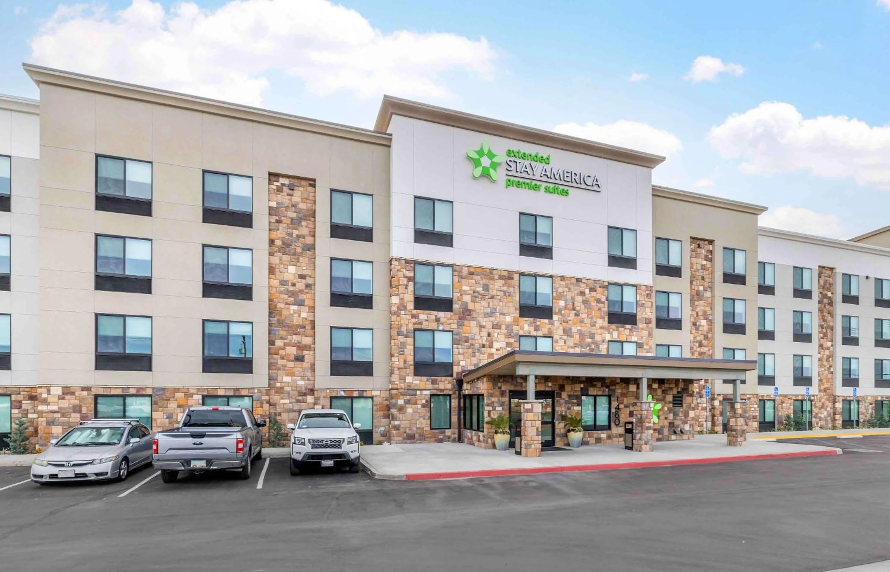 Property building in Extended Stay America Premier Suites - San Diego - San Marcos